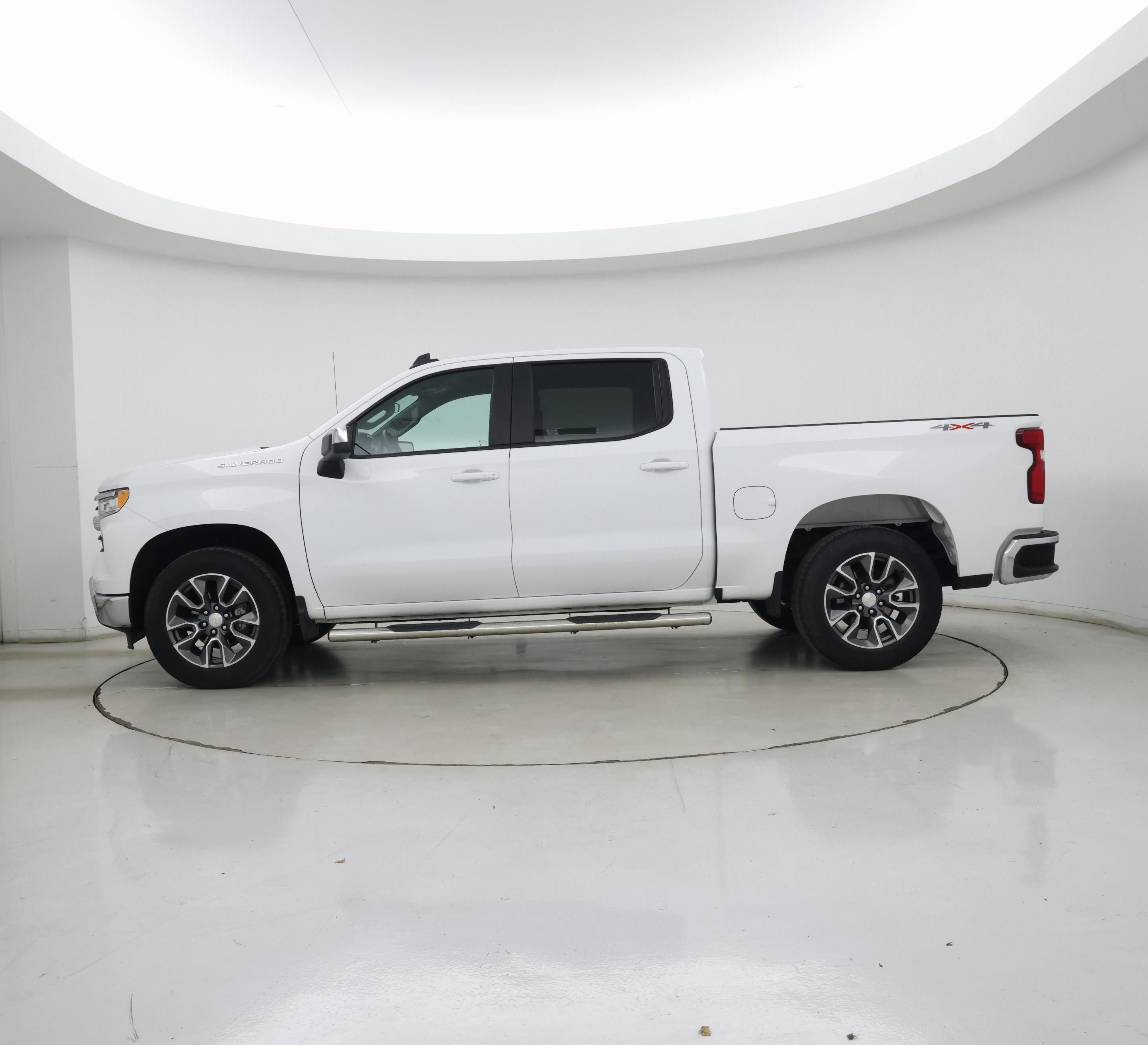 Thumbnail: 2022 Chevrolet Silverado 1500 - 3