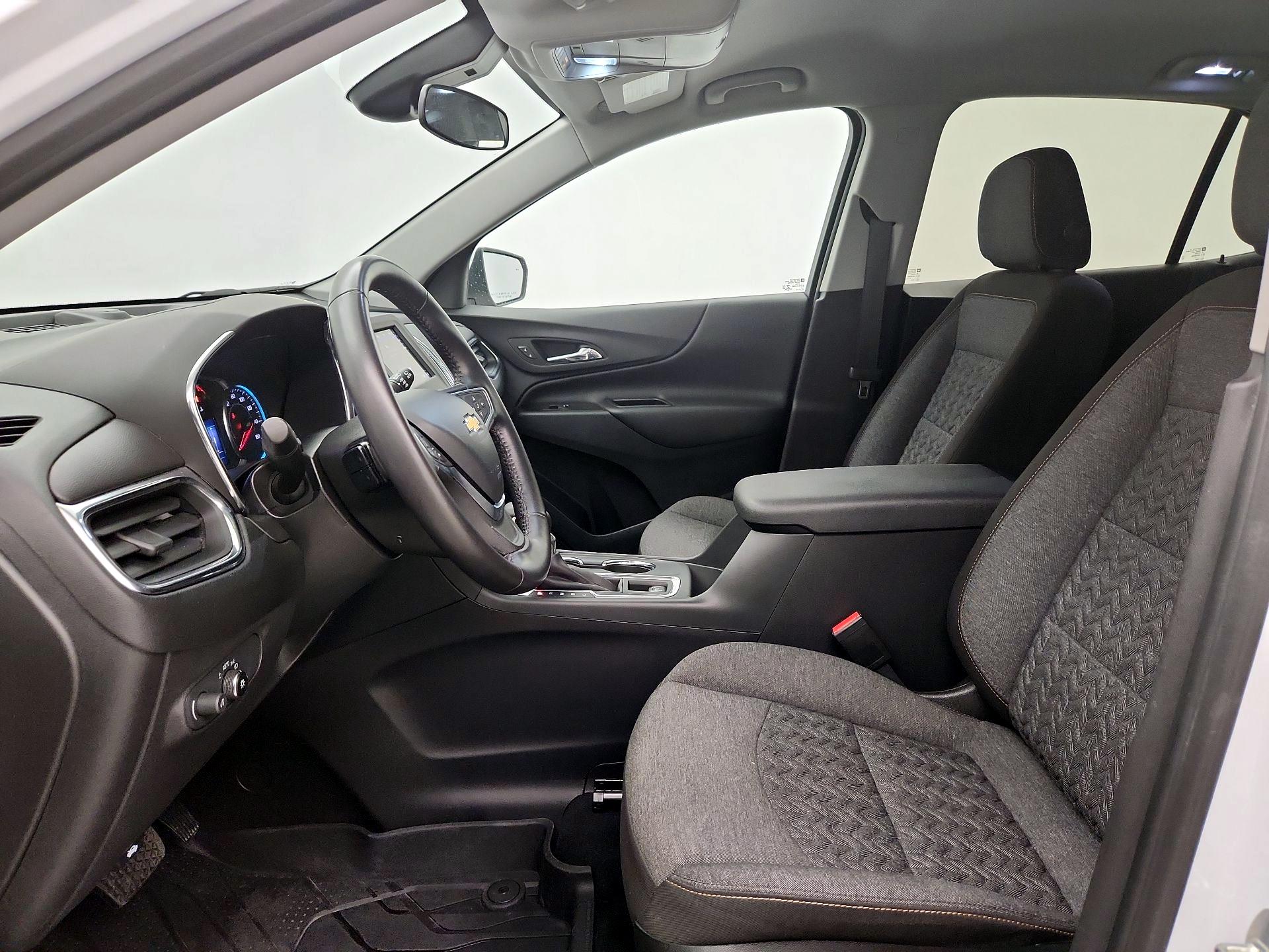 Thumbnail: 2022 Chevrolet Equinox - 11