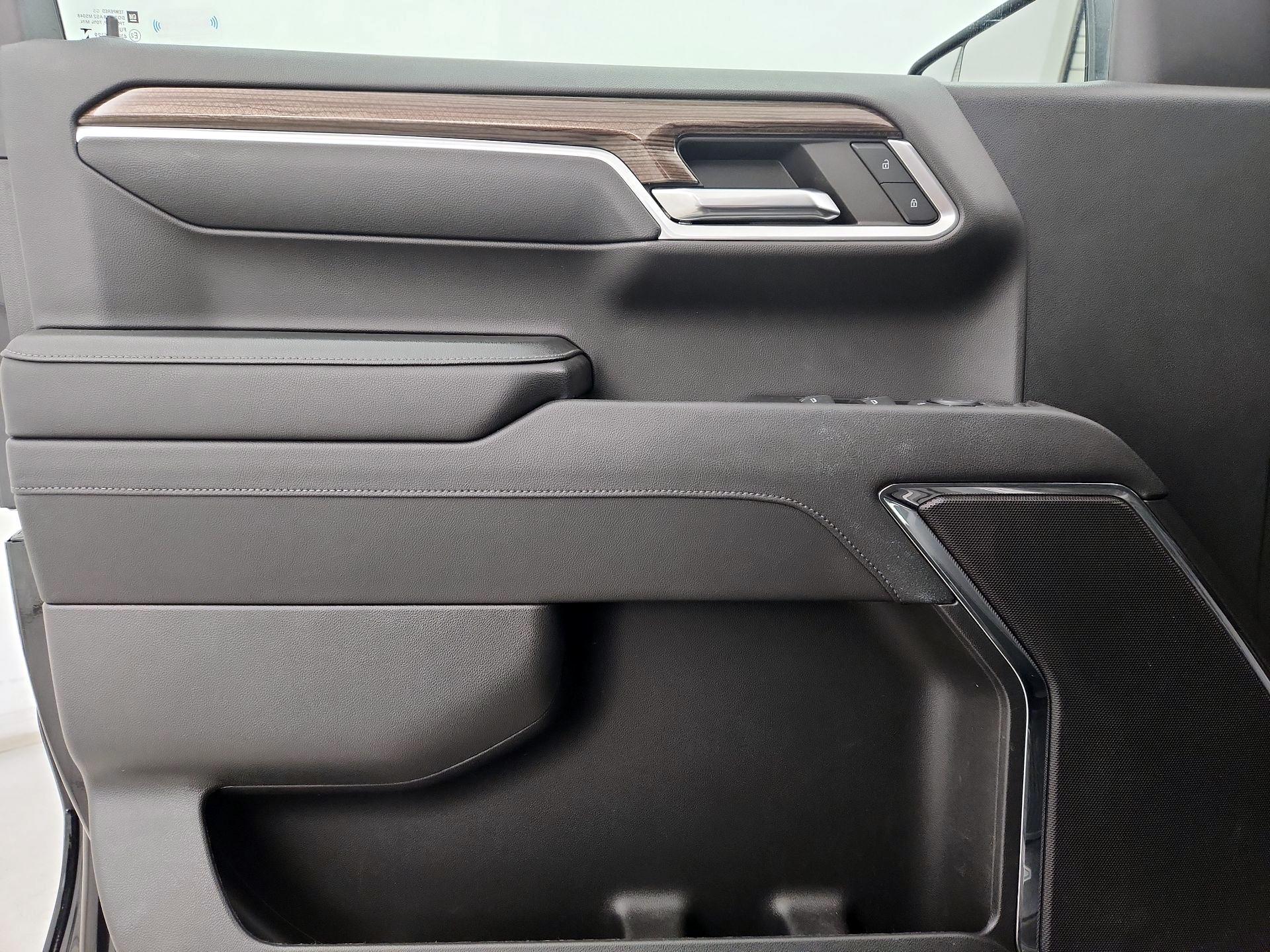 Thumbnail: 2023 Chevrolet Silverado 1500 - 12