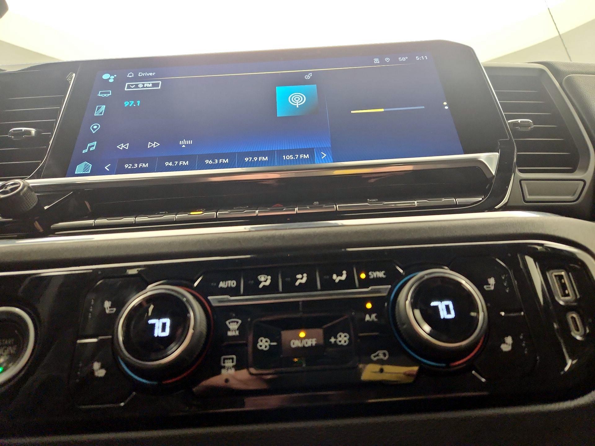 Thumbnail: 2023 Chevrolet Silverado 1500 - 16