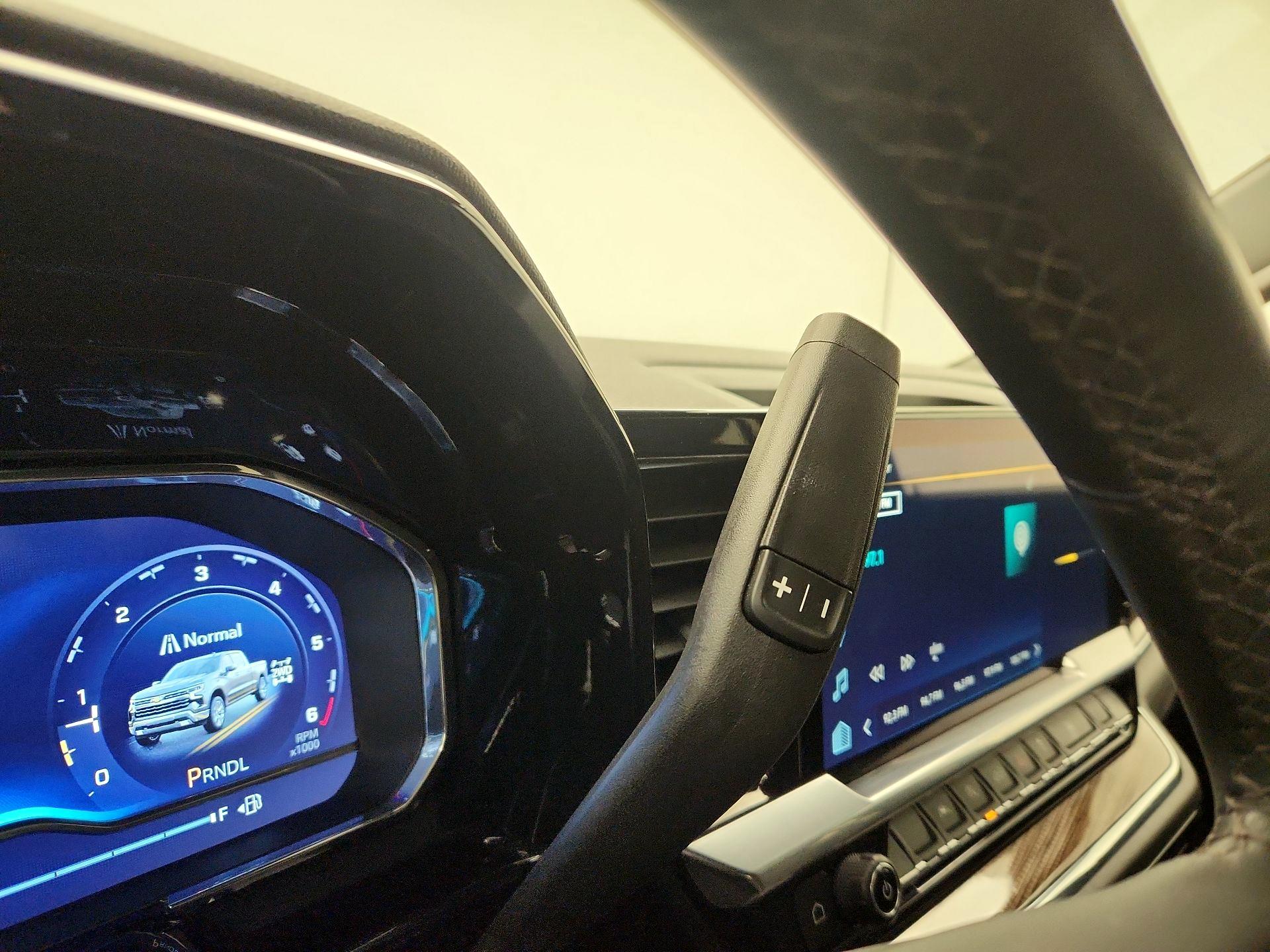 Thumbnail: 2023 Chevrolet Silverado 1500 - 17