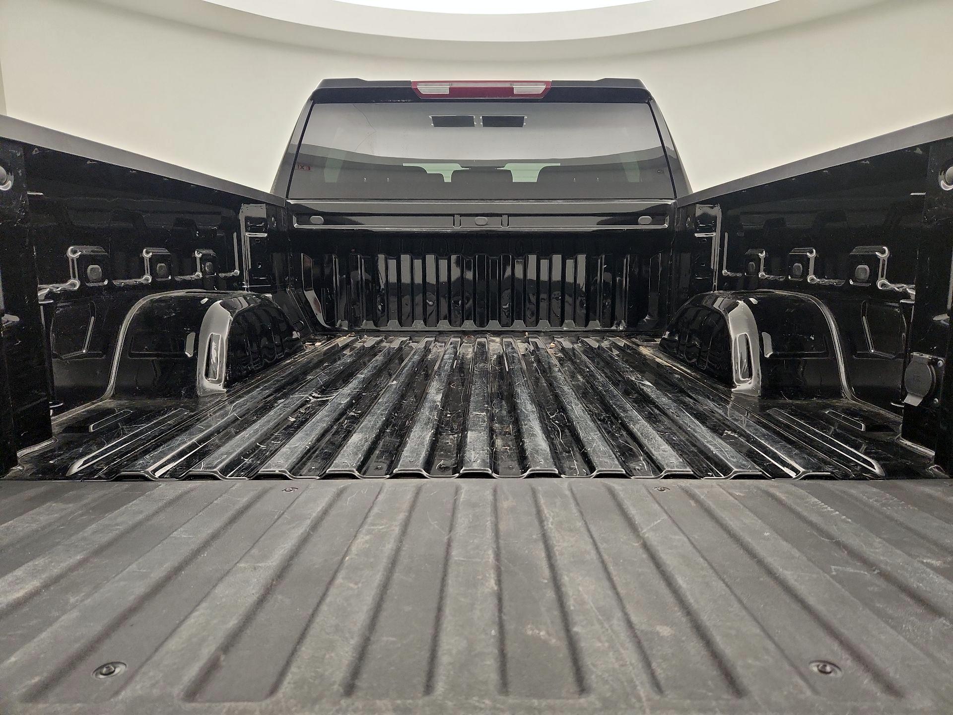 Thumbnail: 2023 Chevrolet Silverado 1500 - 20