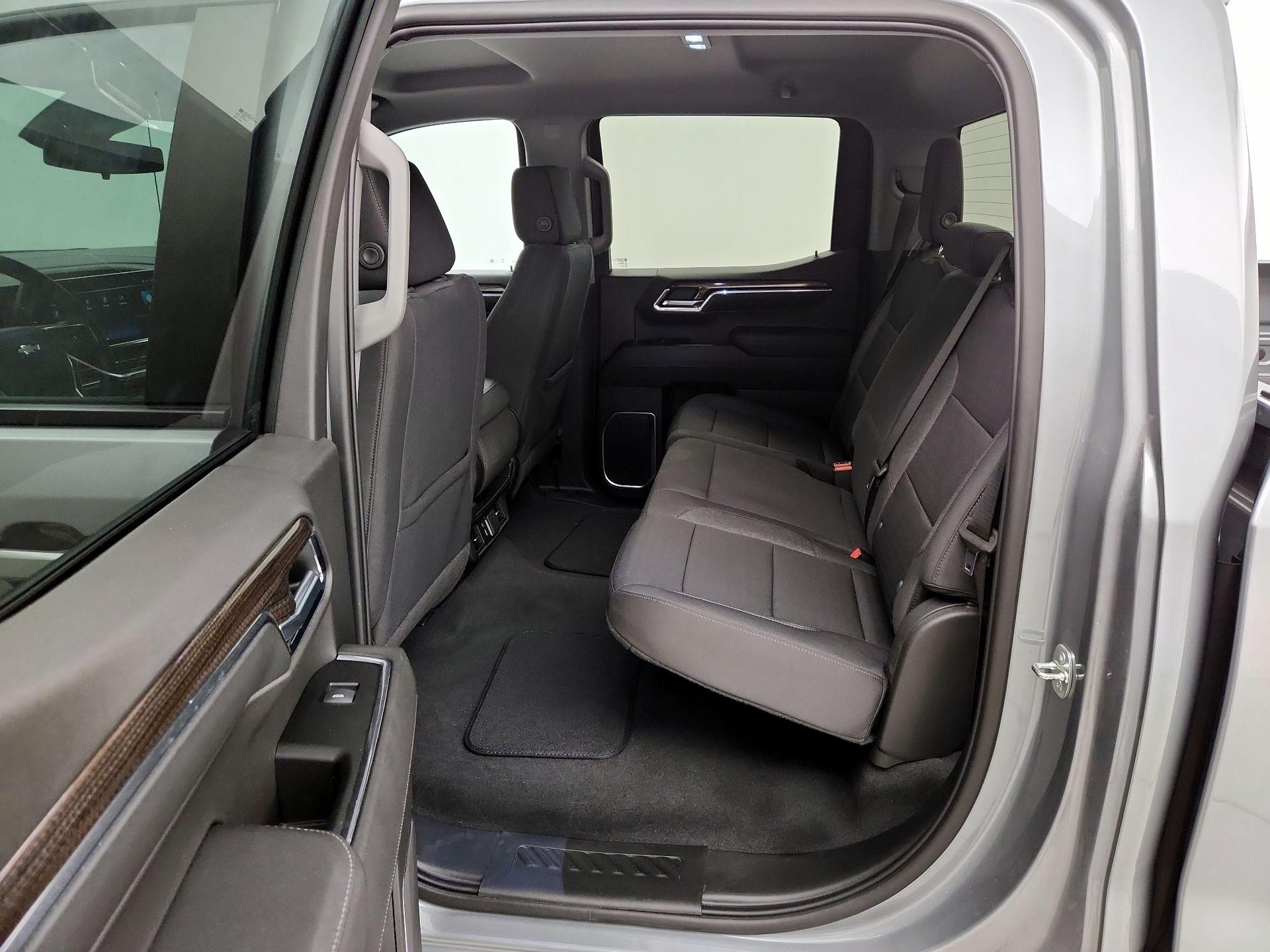 Thumbnail: 2023 Chevrolet Silverado 1500 - 19