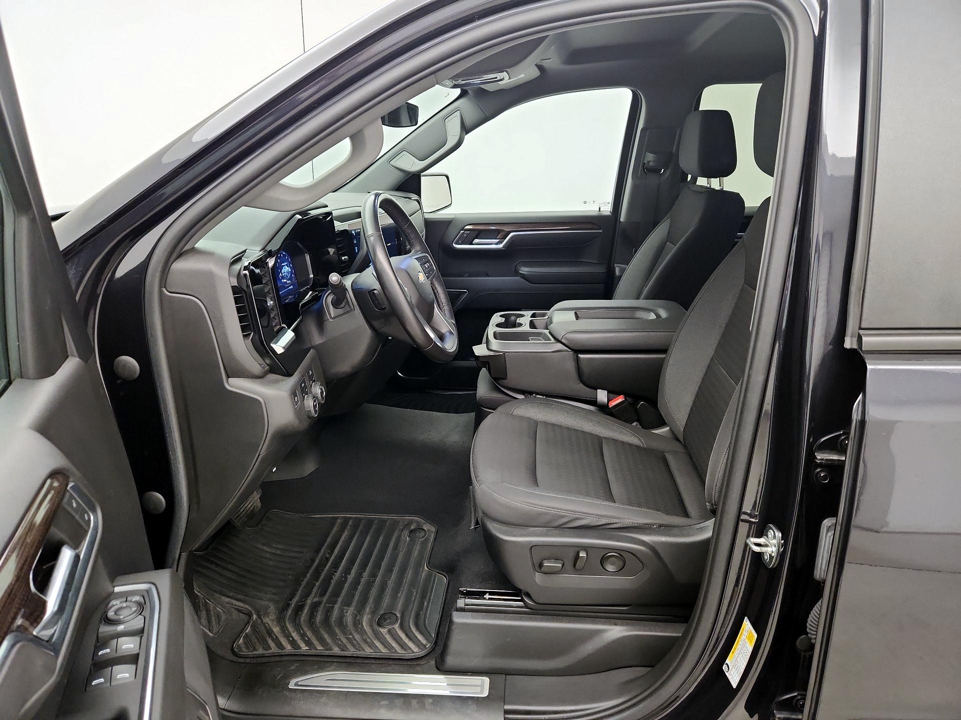 Thumbnail: 2022 Chevrolet Silverado 1500 - 11