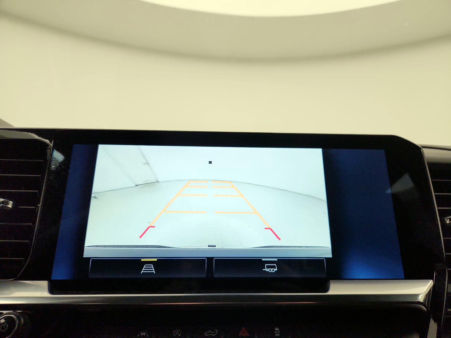 Thumbnail: 2022 Chevrolet Silverado 1500 - 15