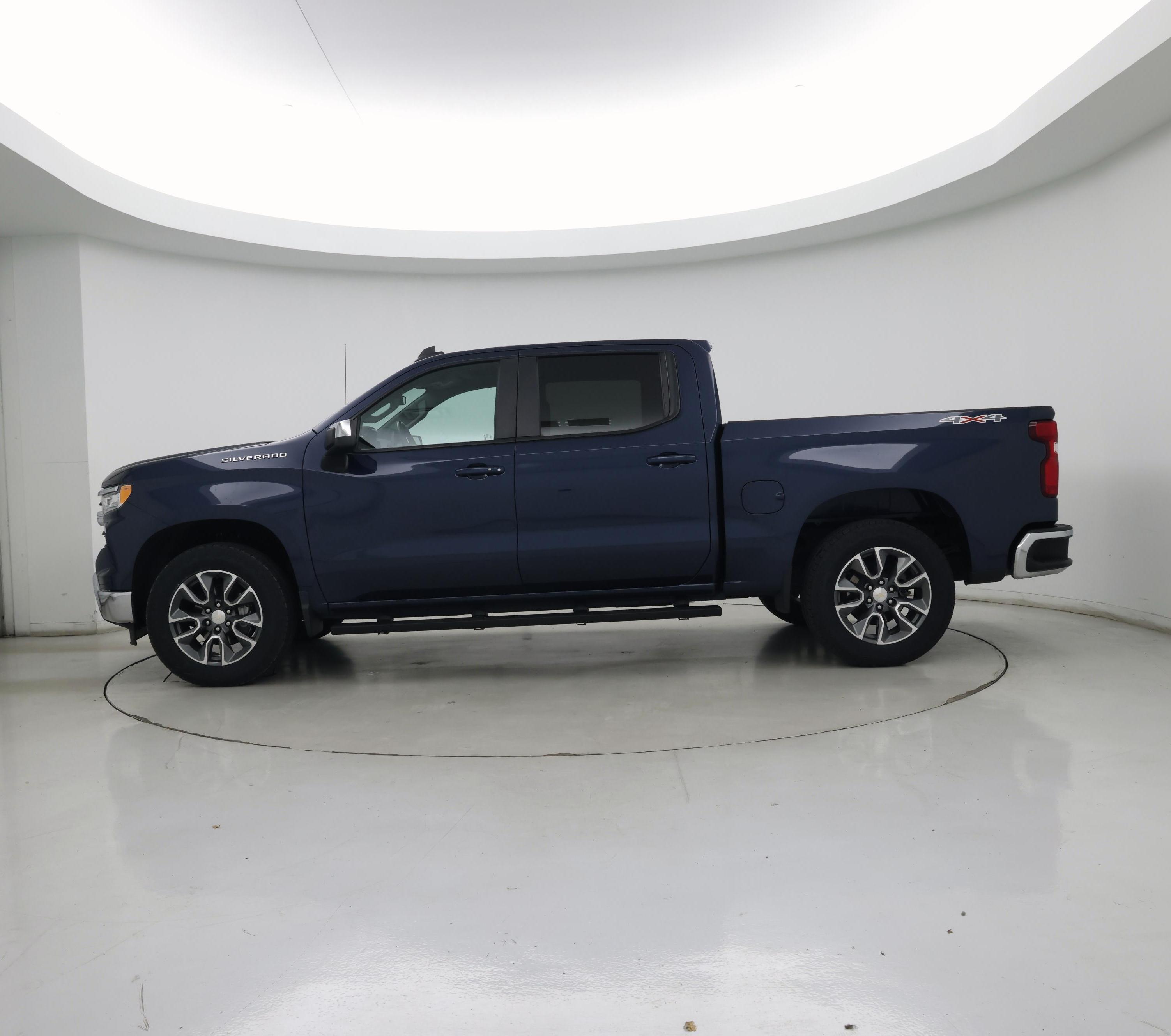 Thumbnail: 2022 Chevrolet Silverado 1500 - 3