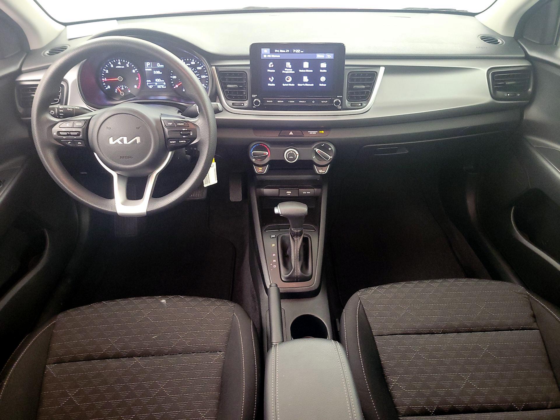 Thumbnail: 2022 Kia Rio - 9