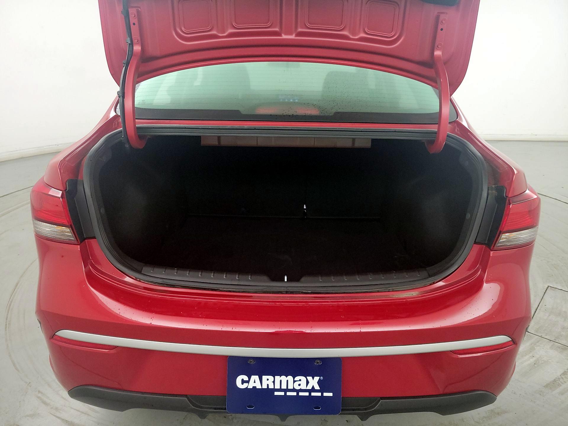 Thumbnail: 2022 Kia Rio - 20