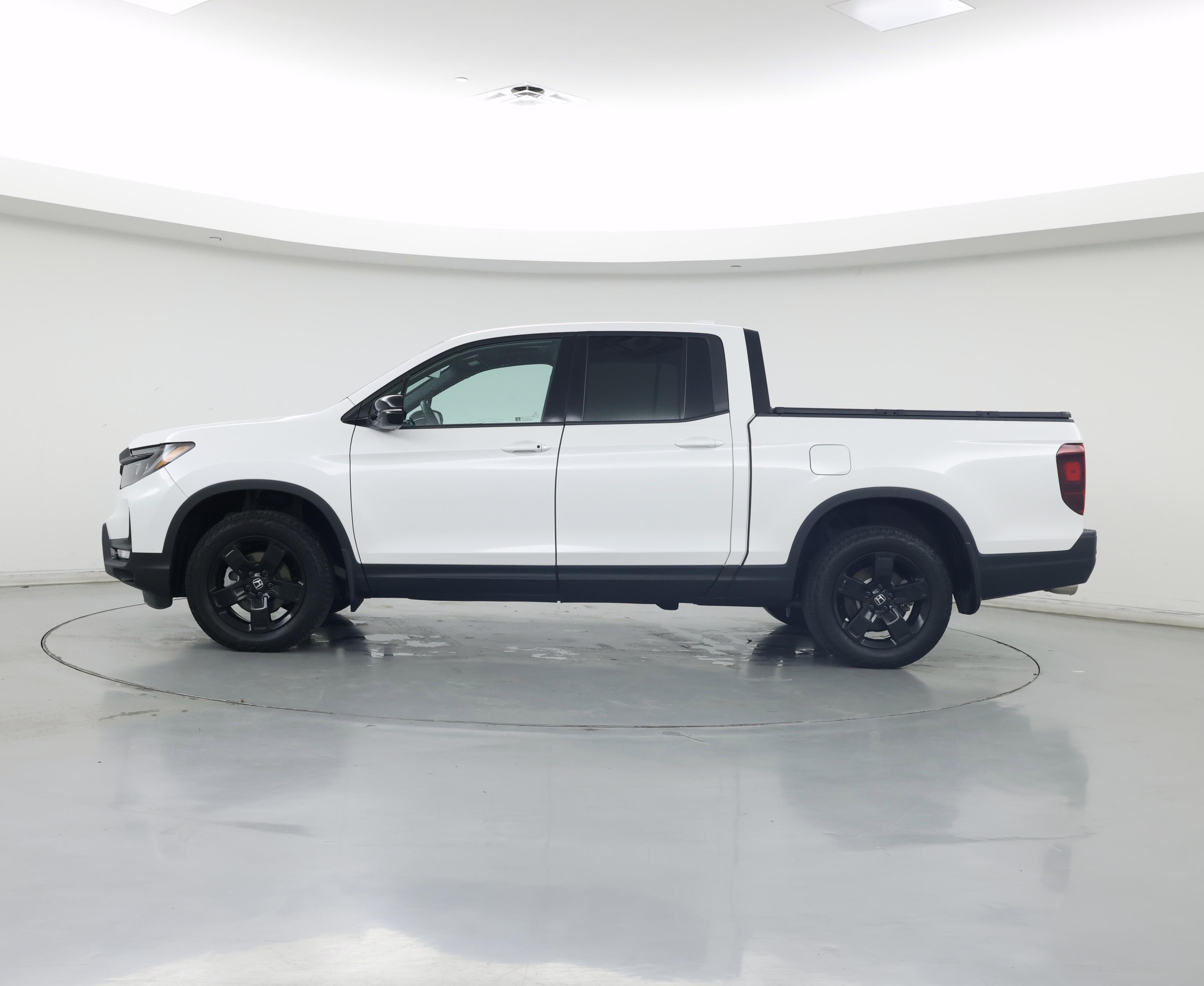 Thumbnail: 2025 Honda Ridgeline - 3