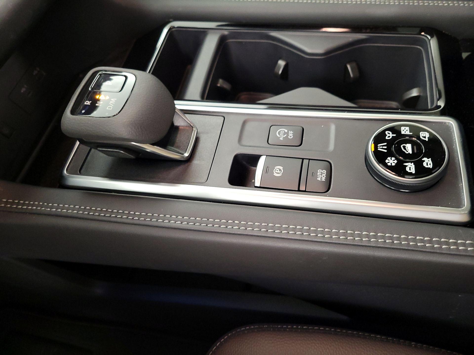 Thumbnail: 2025 Nissan Pathfinder - 18