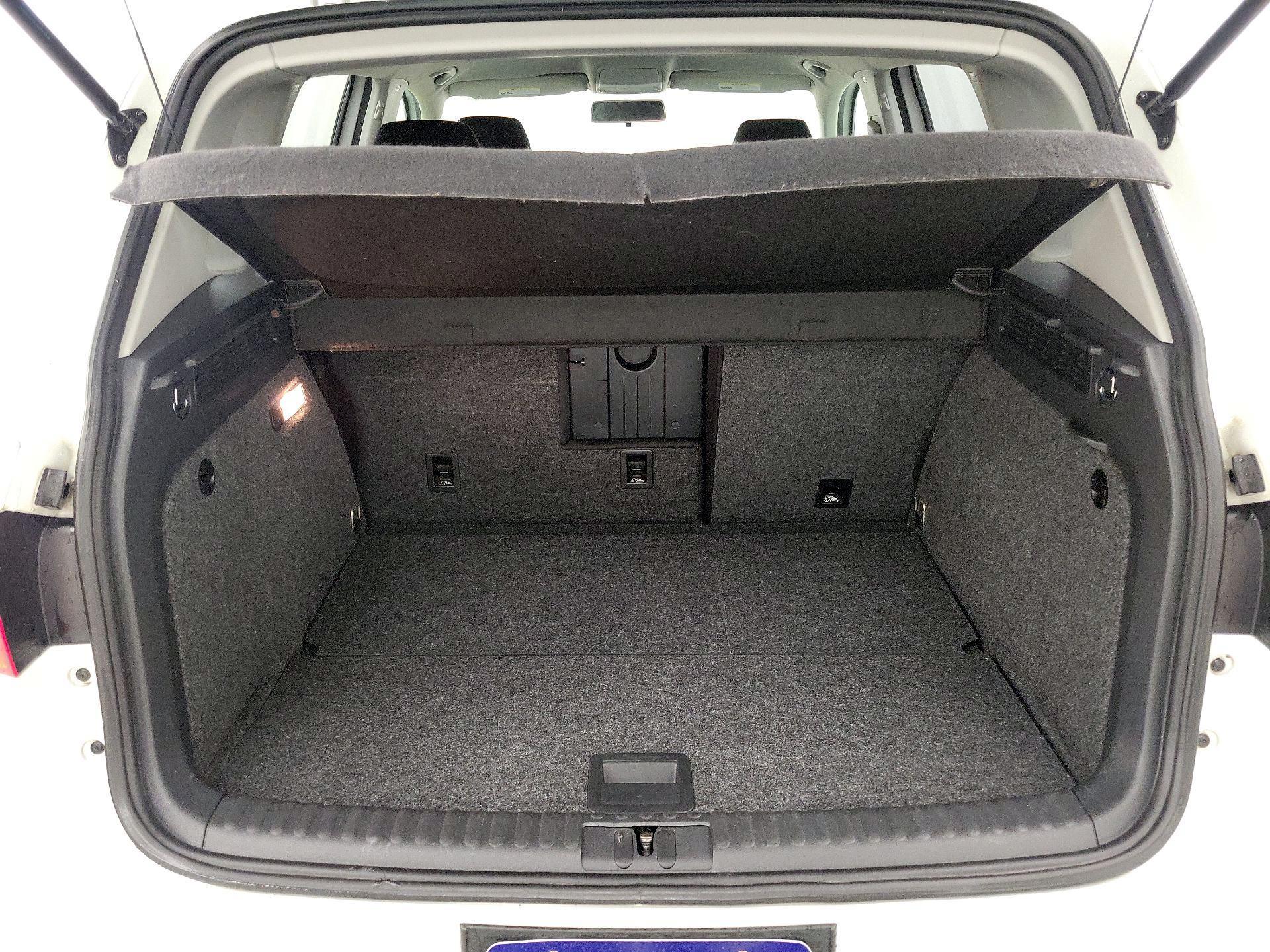 Thumbnail: 2017 Volkswagen Tiguan - 20