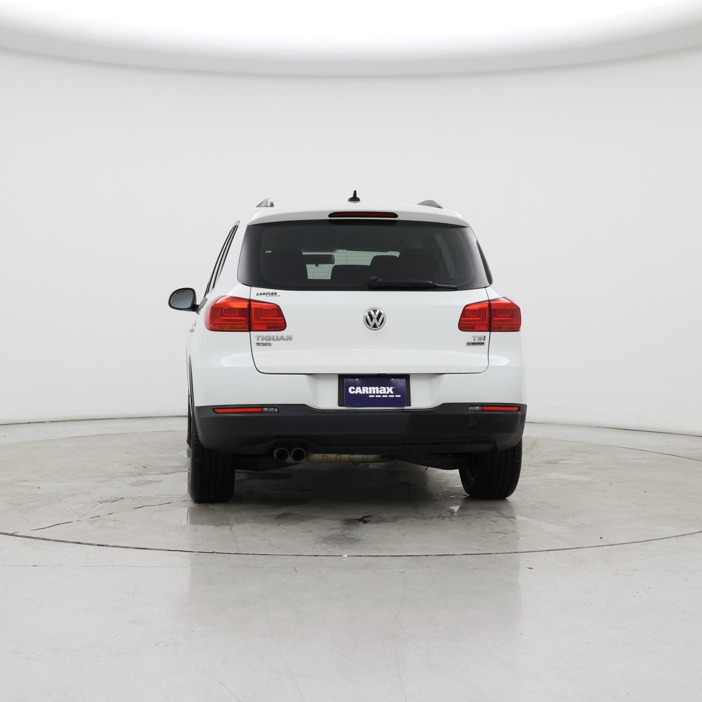 Thumbnail: 2017 Volkswagen Tiguan - 7