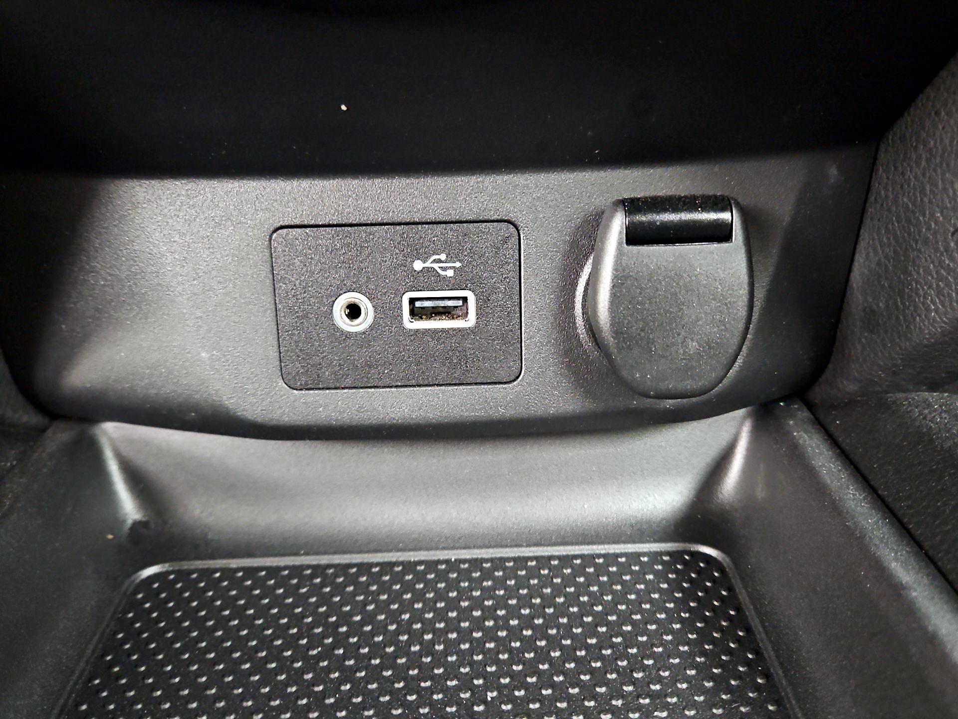 Thumbnail: 2018 Nissan Rogue - 19