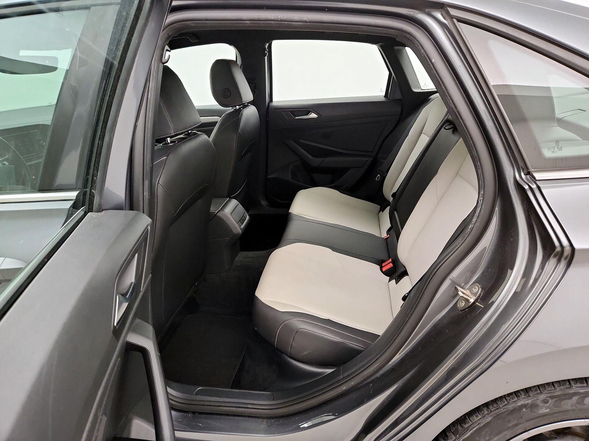 Thumbnail: 2021 Volkswagen Jetta - 20