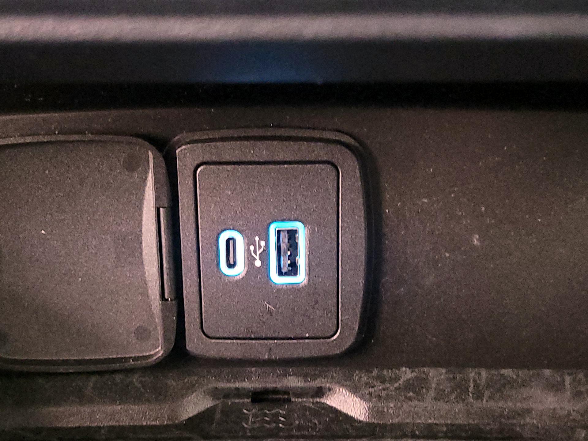 Thumbnail: 2022 Ford Bronco - 19