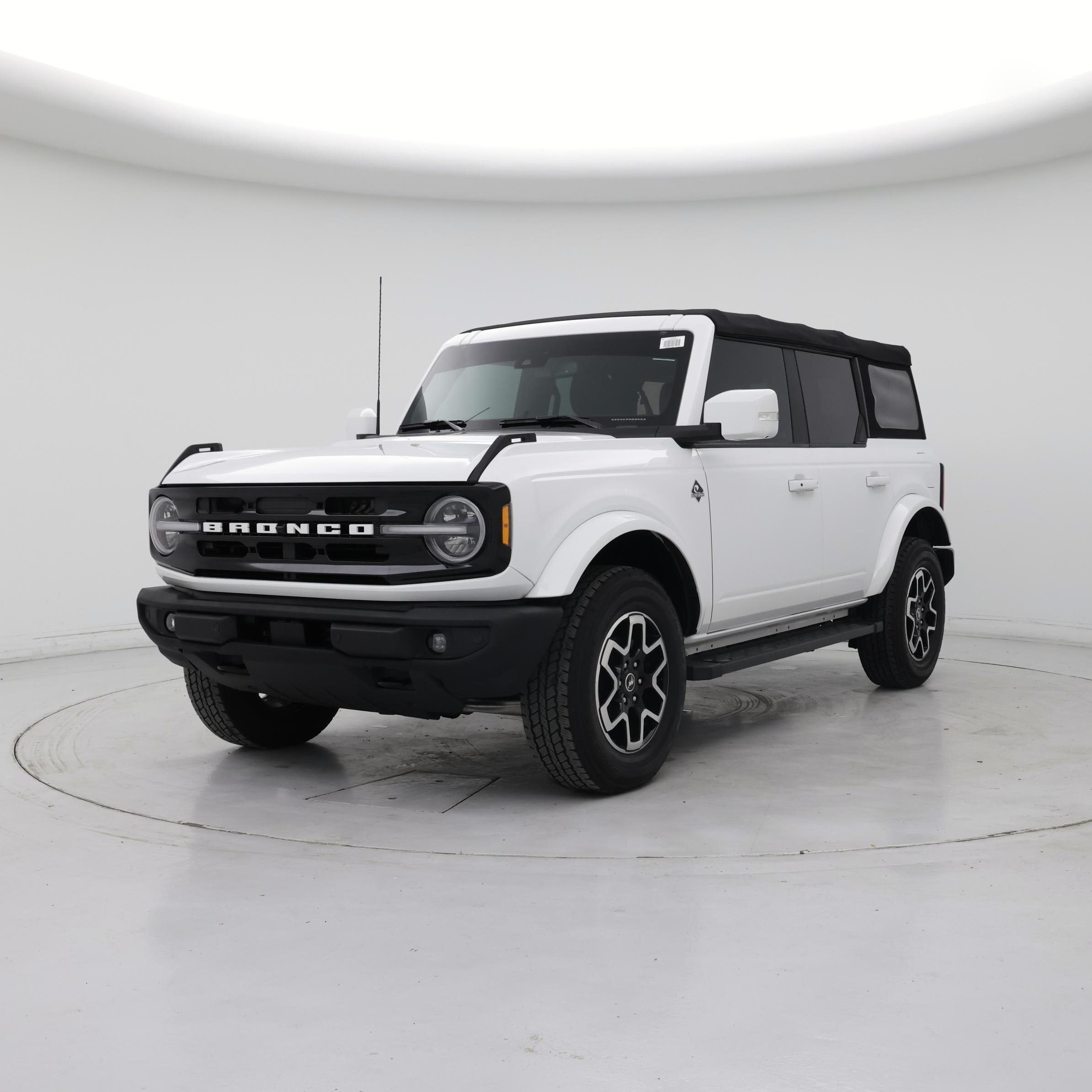 Thumbnail: 2022 Ford Bronco - 4