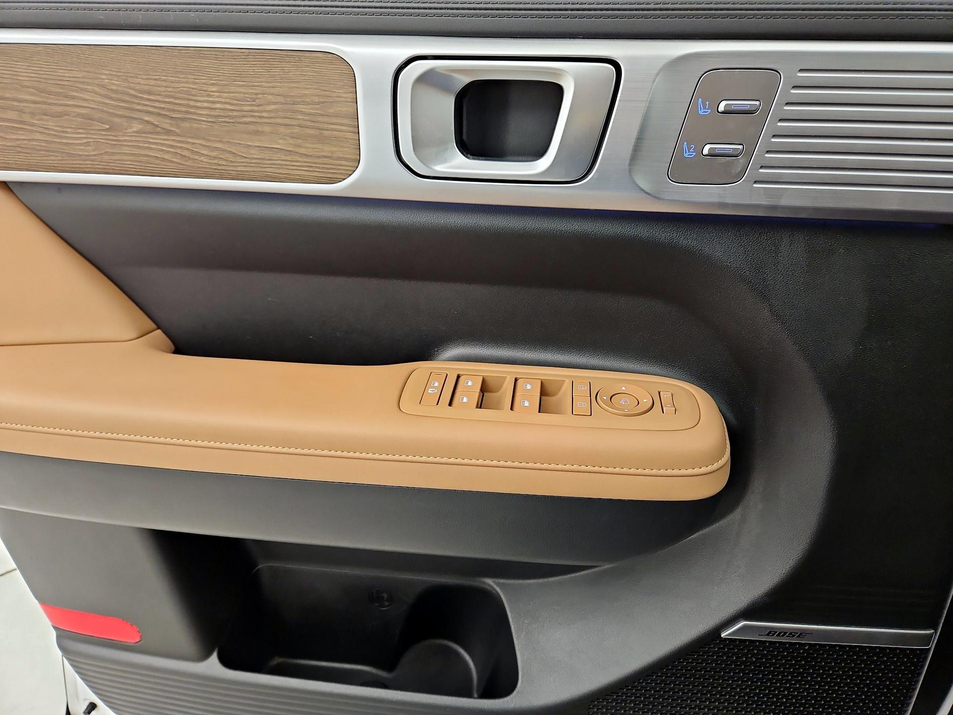 Thumbnail: 2024 Hyundai Santa Fe - 12