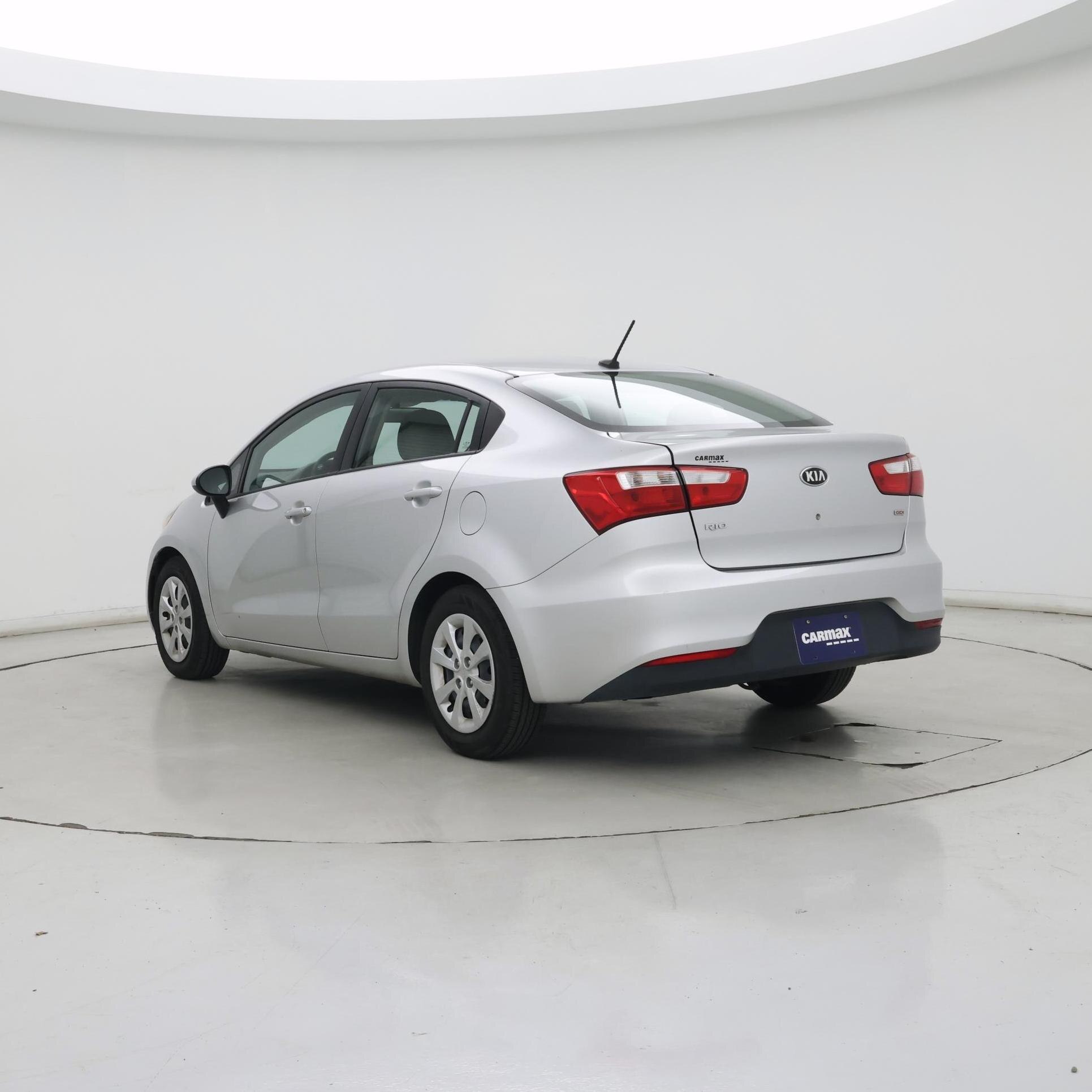 Thumbnail: 2016 Kia Rio - 2