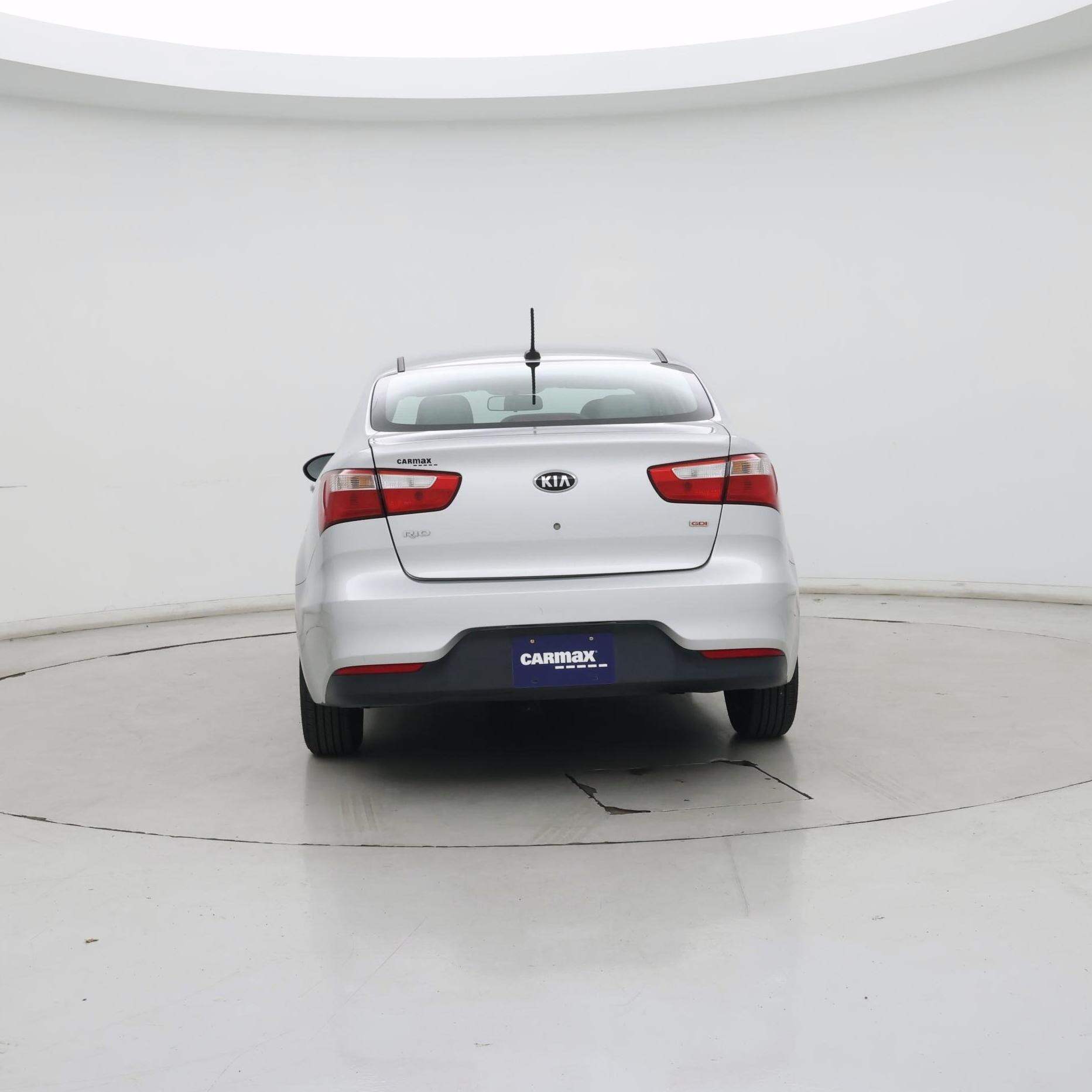 Thumbnail: 2016 Kia Rio - 6