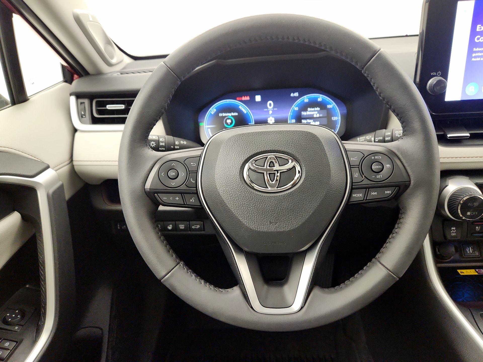 Thumbnail: 2023 Toyota RAV4 - 10