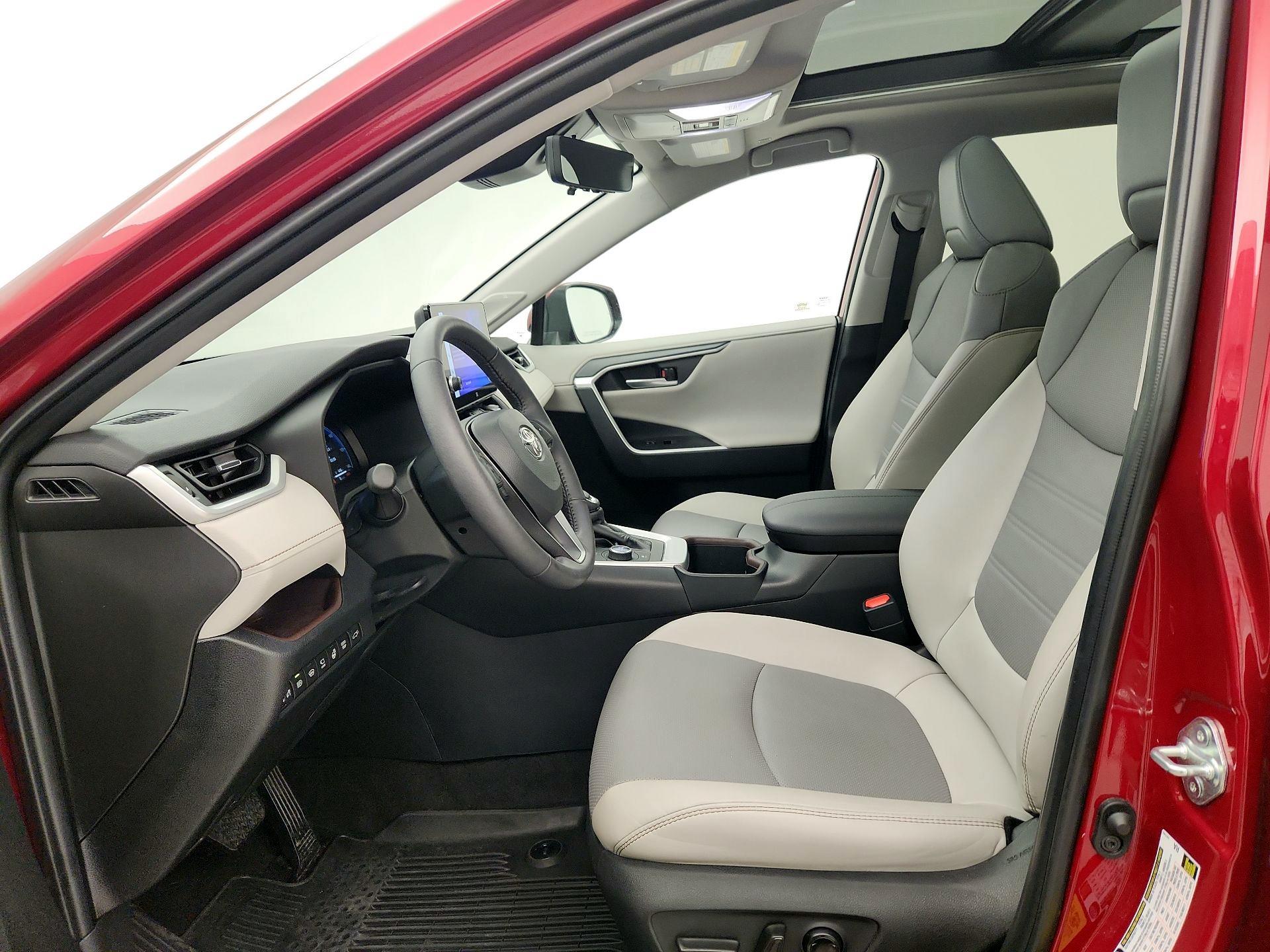 Thumbnail: 2023 Toyota RAV4 - 11