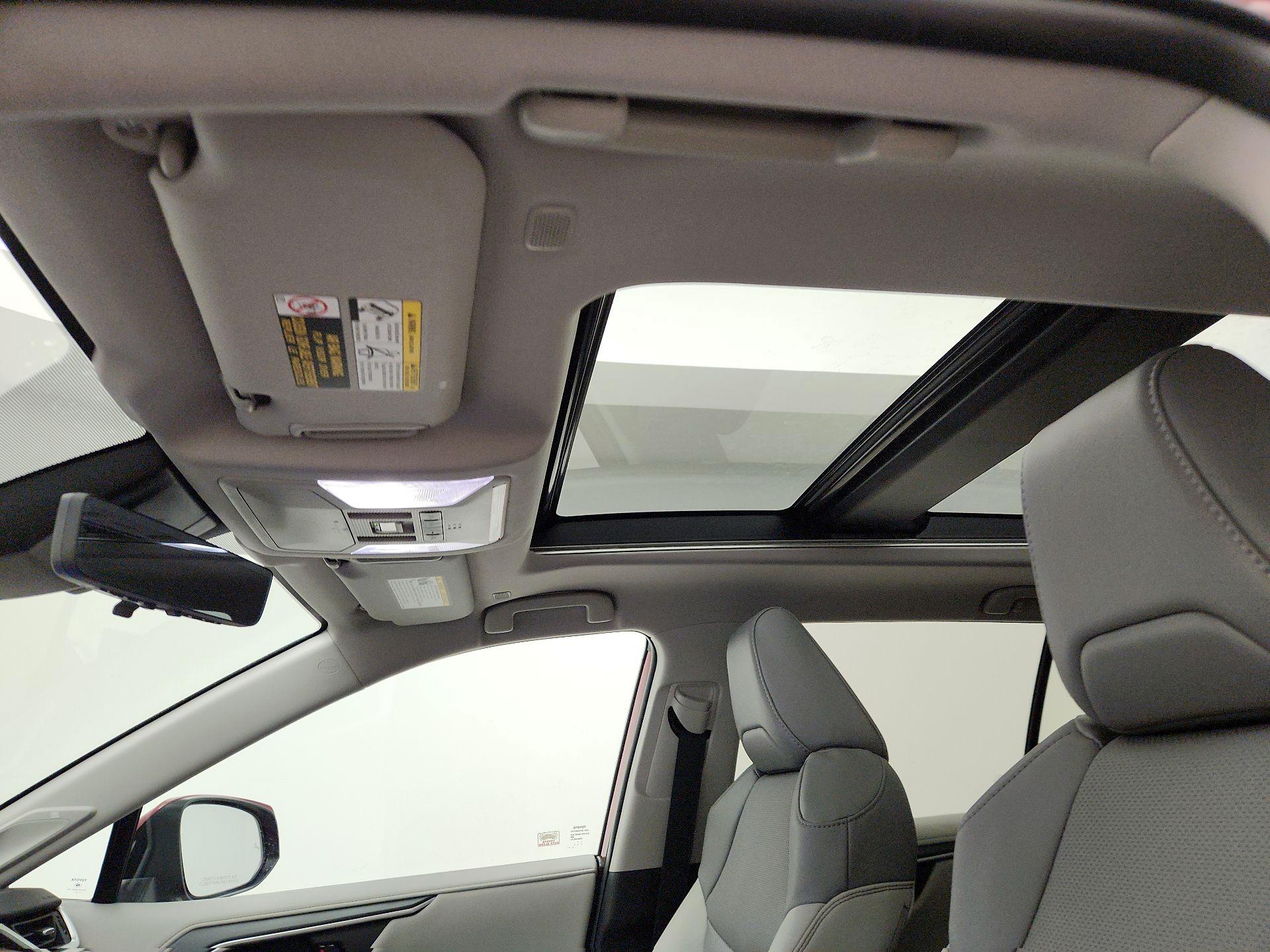 Thumbnail: 2023 Toyota RAV4 - 19