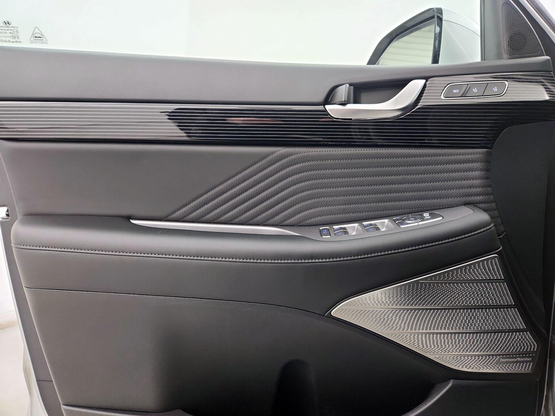 Thumbnail: 2025 Hyundai Palisade - 12