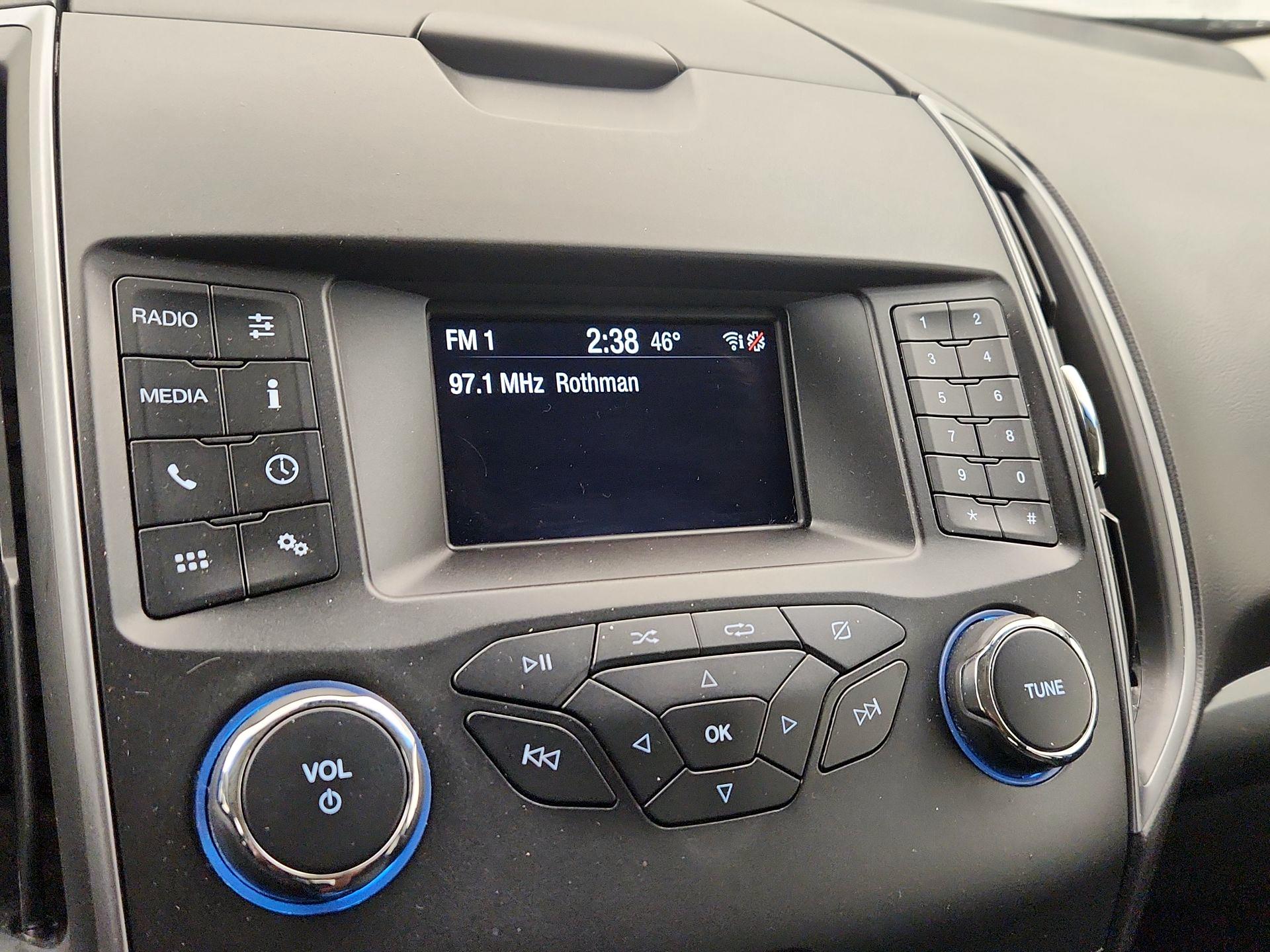 Thumbnail: 2019 Ford Edge - 15