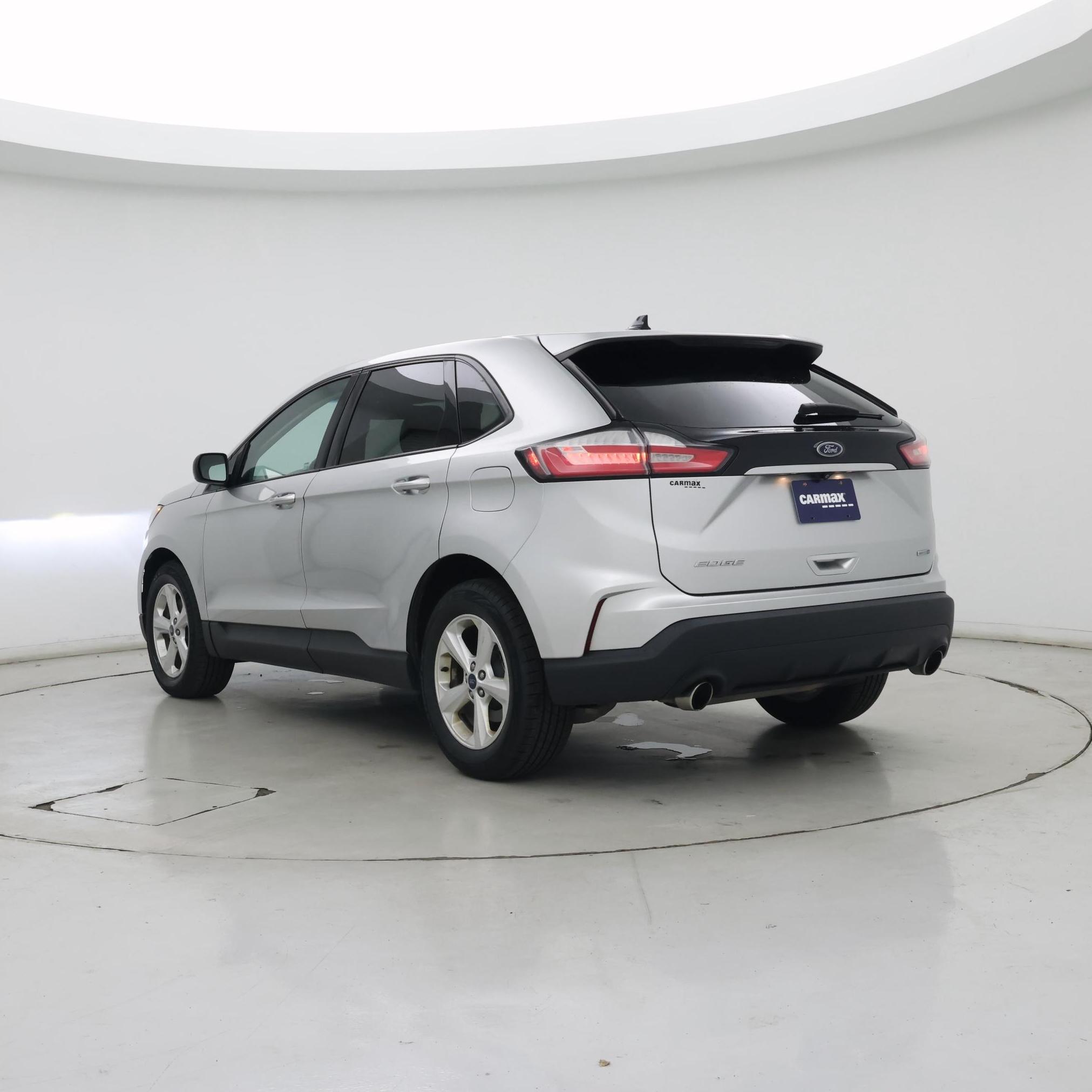 Thumbnail: 2019 Ford Edge - 2