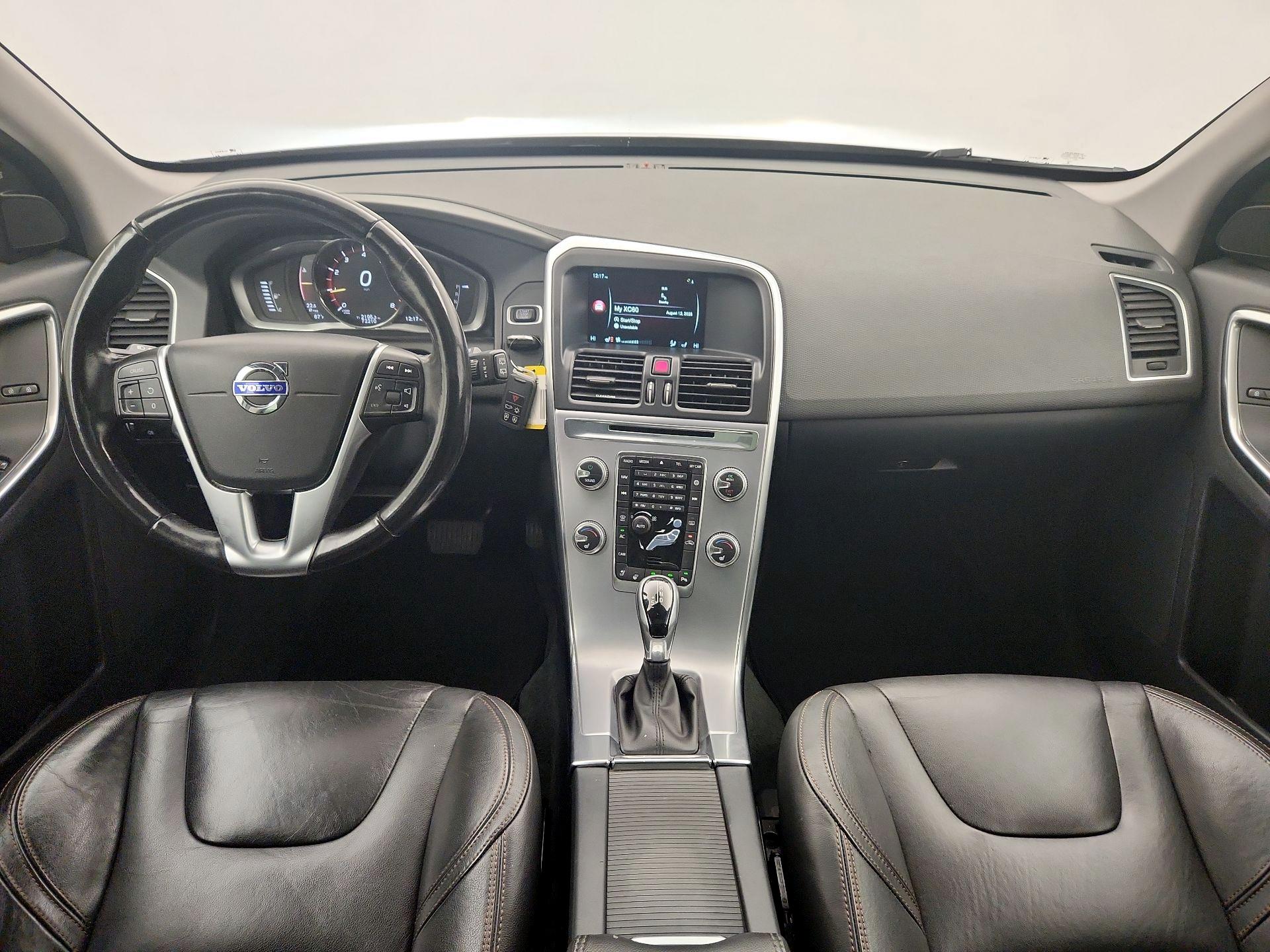 Thumbnail: 2017 Volvo XC60 - 9