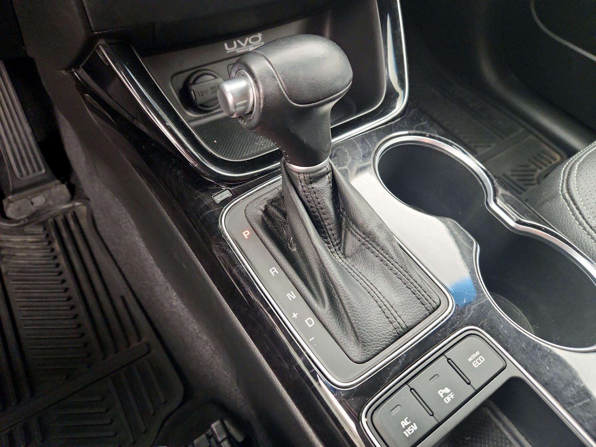 Thumbnail: 2014 Kia Sorento - 17