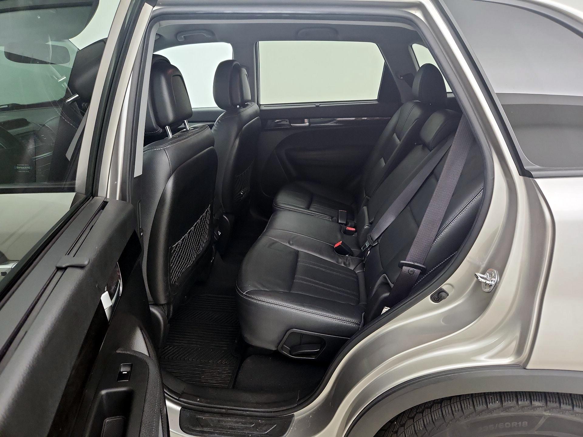 Thumbnail: 2014 Kia Sorento - 19