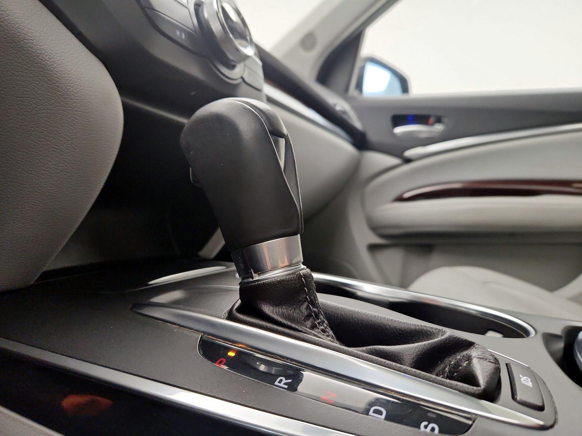 Thumbnail: 2014 Acura MDX - 17