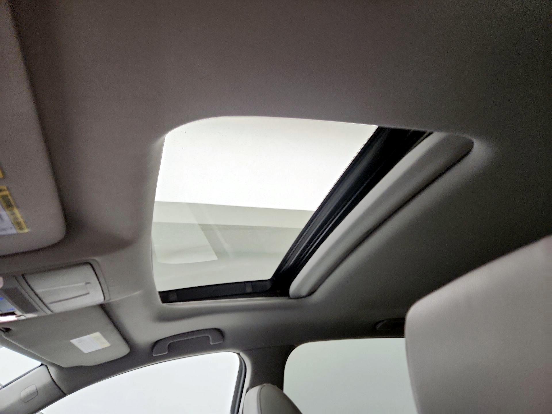 Thumbnail: 2014 Acura MDX - 19