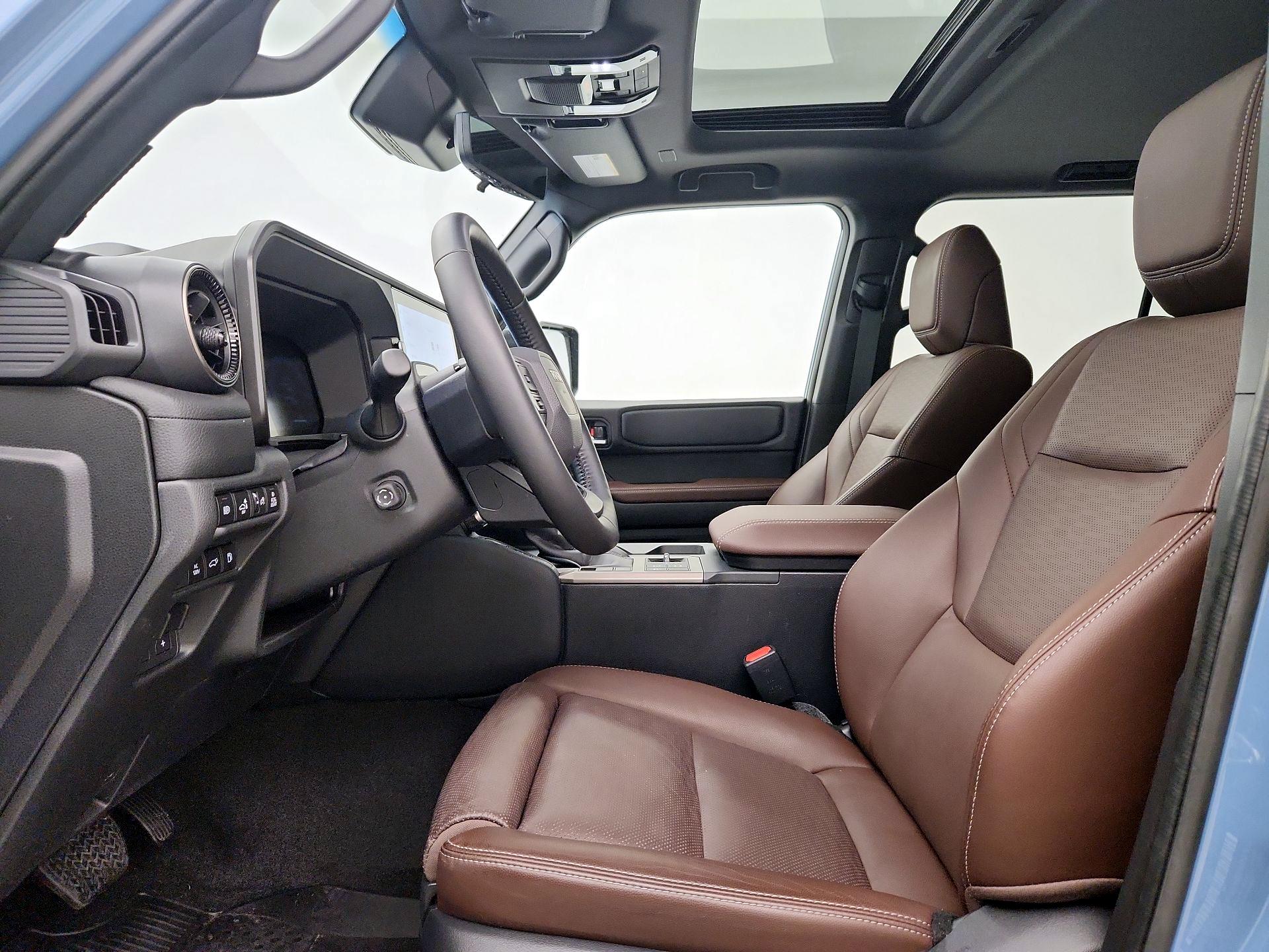 Thumbnail: 2025 Toyota Land Cruiser - 11