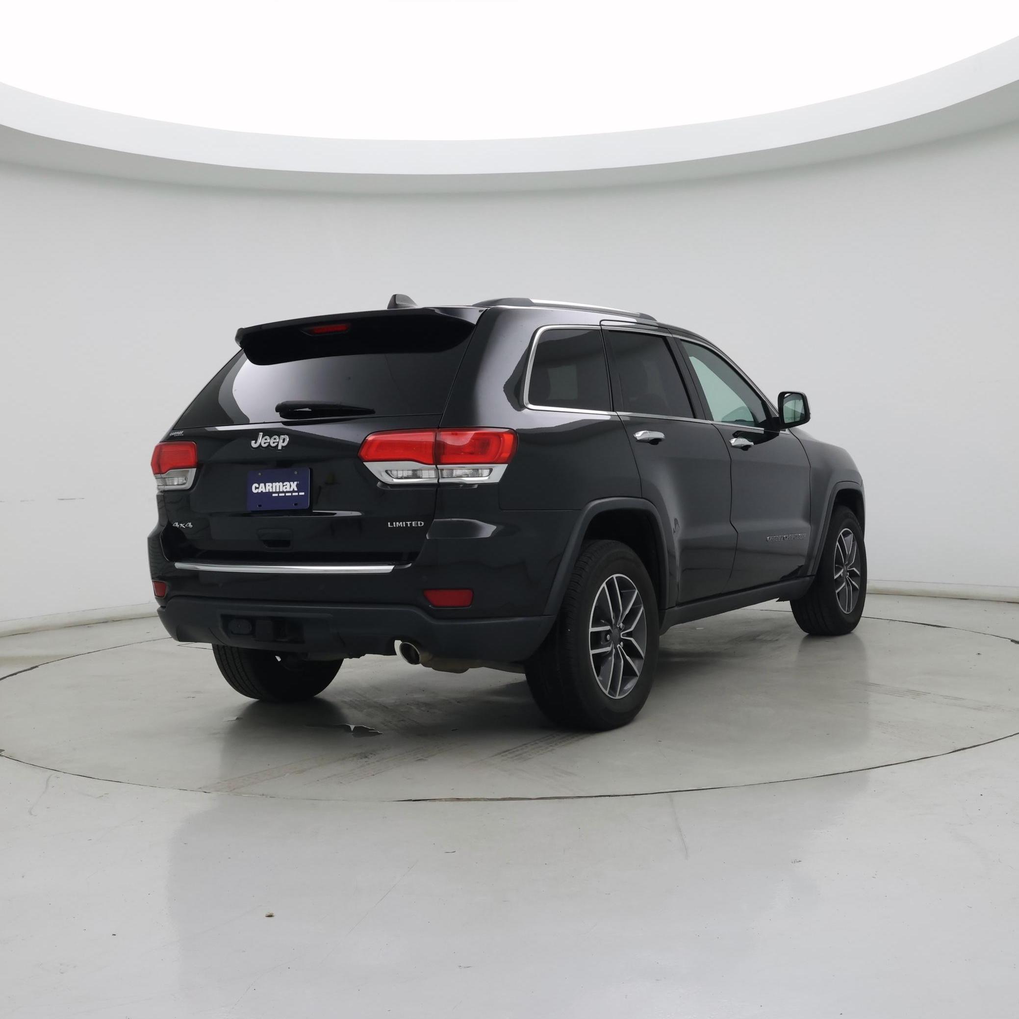 Thumbnail: 2019 Jeep Grand Cherokee - 8