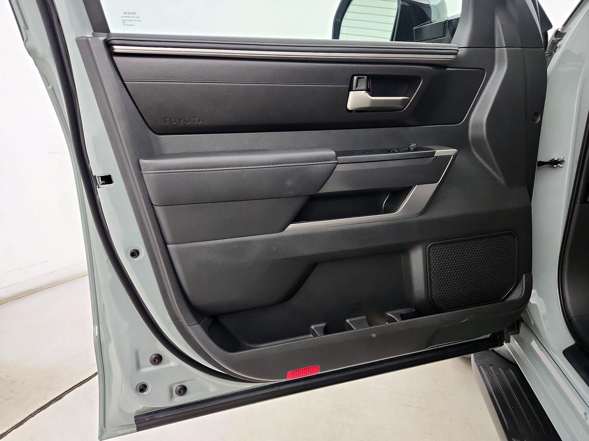 Thumbnail: 2025 Toyota Sequoia - 12