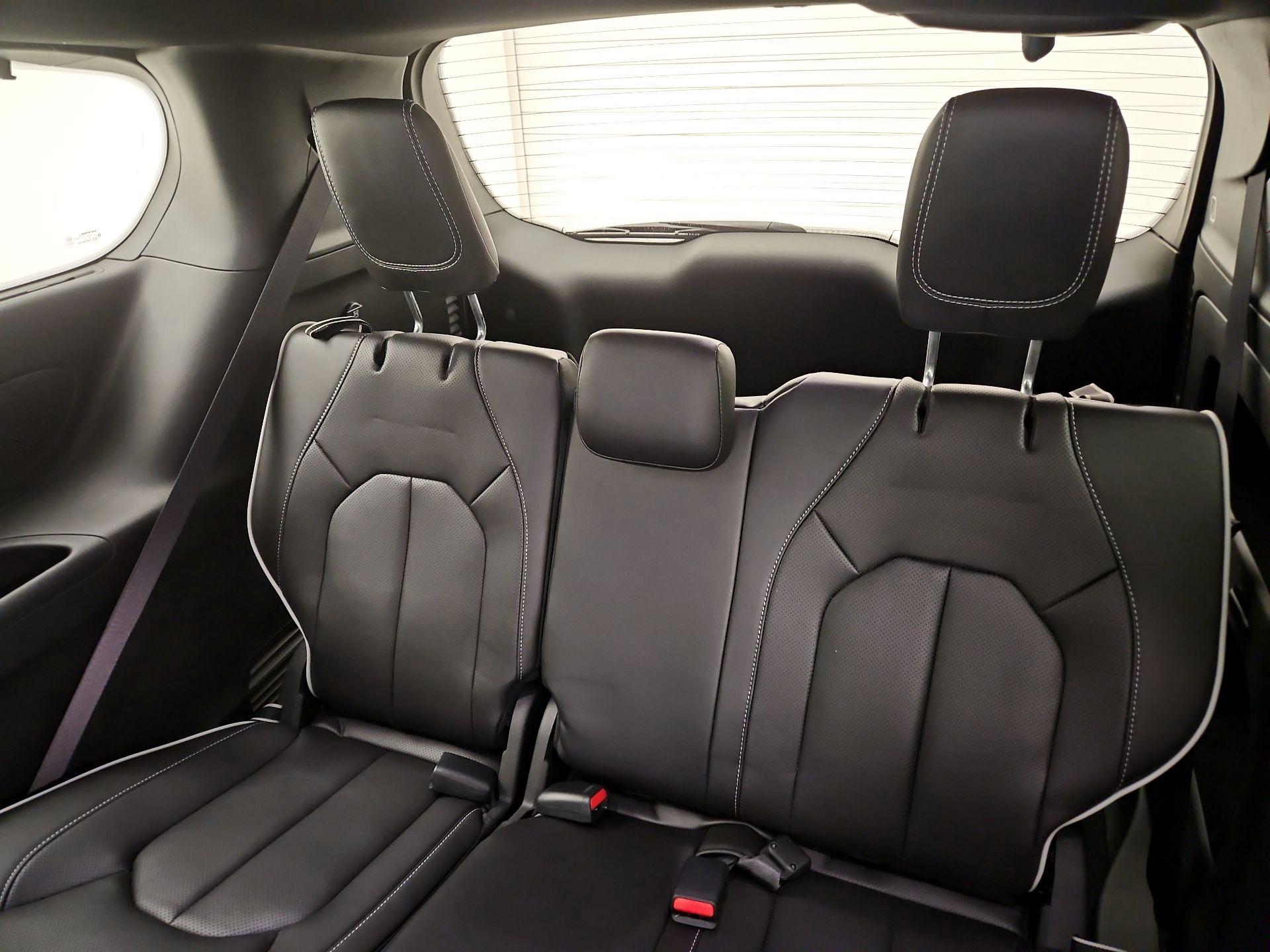 Thumbnail: 2024 Chrysler Pacifica - 13