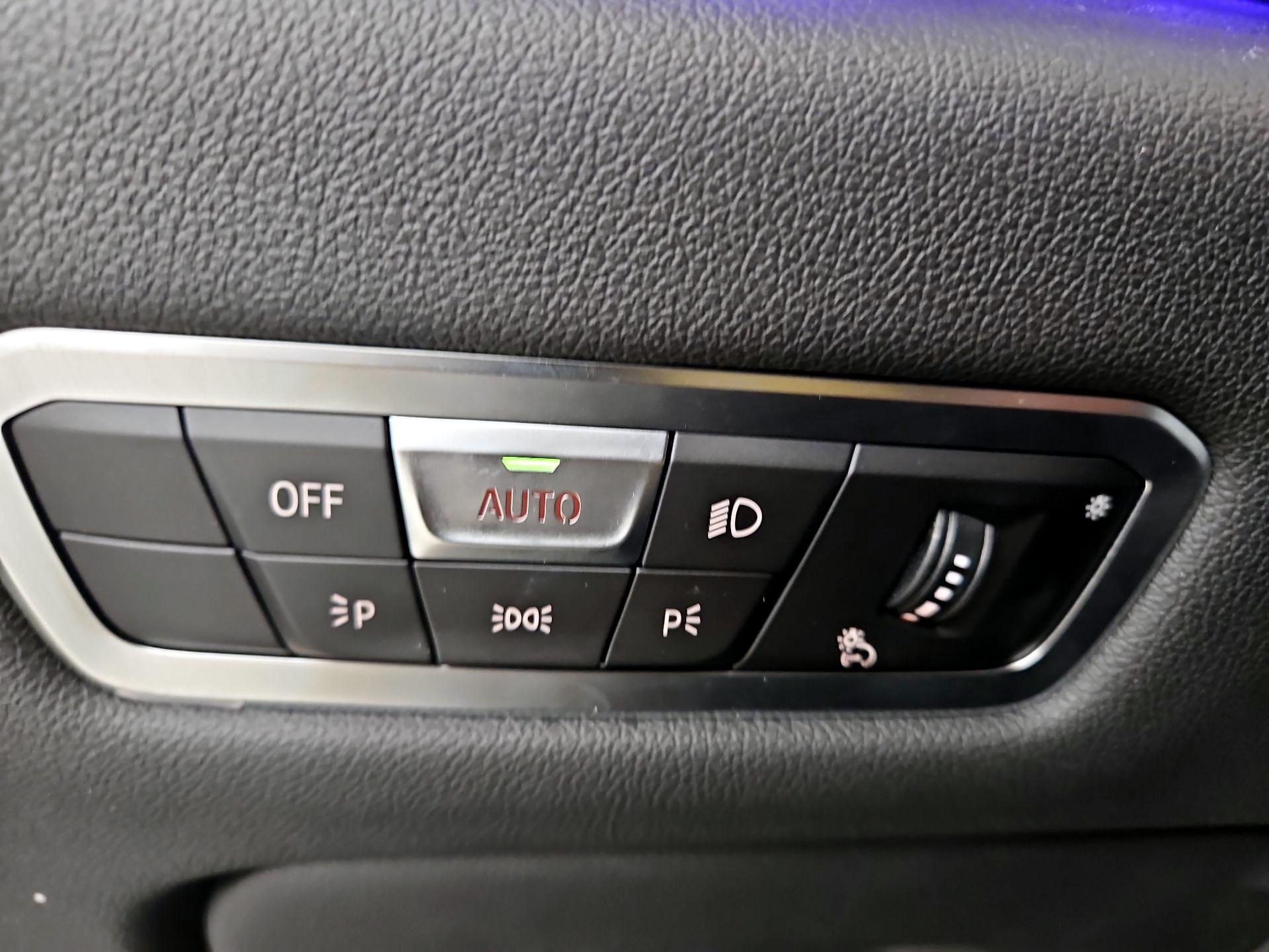 Thumbnail: 2022 BMW X5 - 13