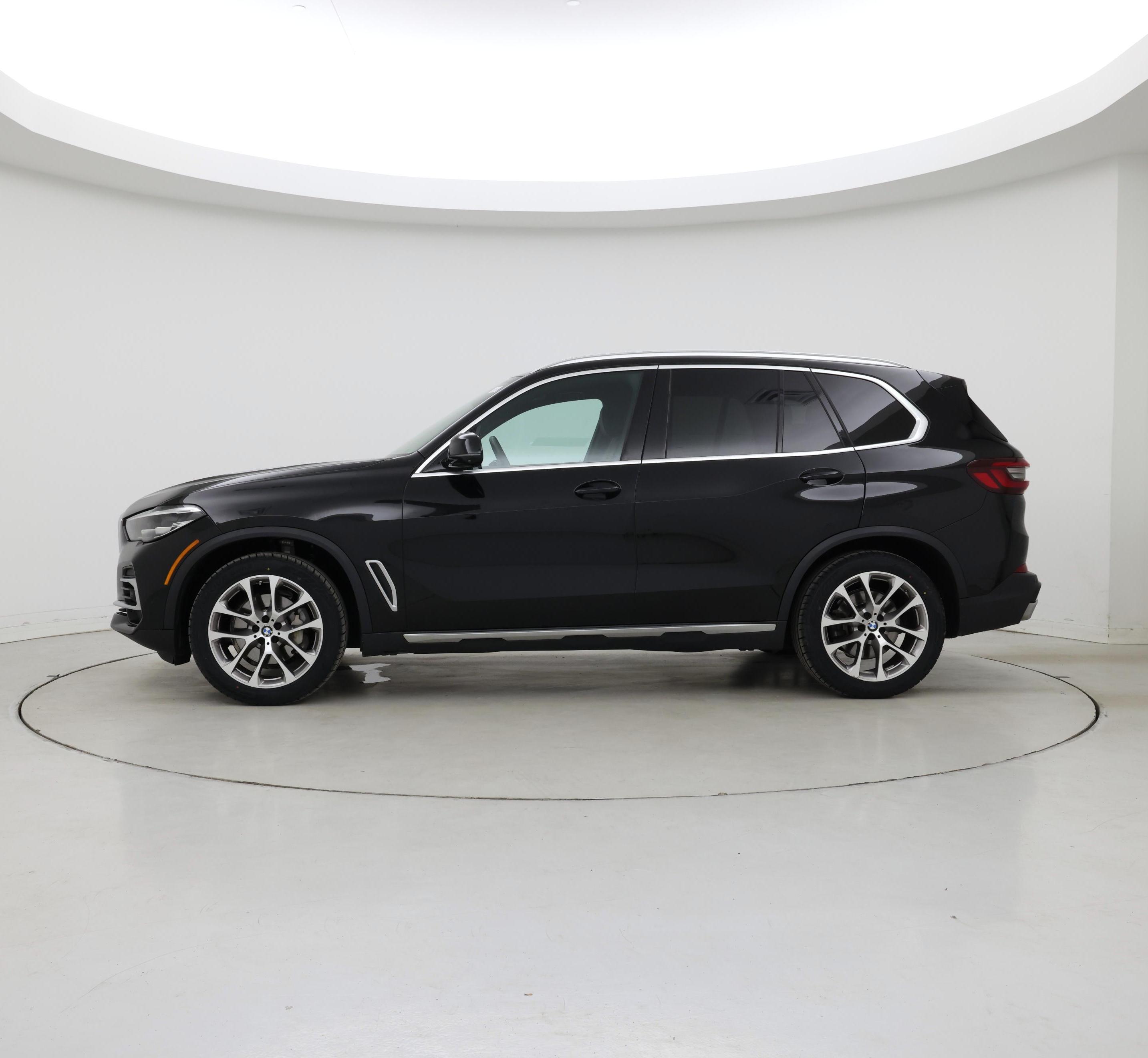 Thumbnail: 2022 BMW X5 - 3