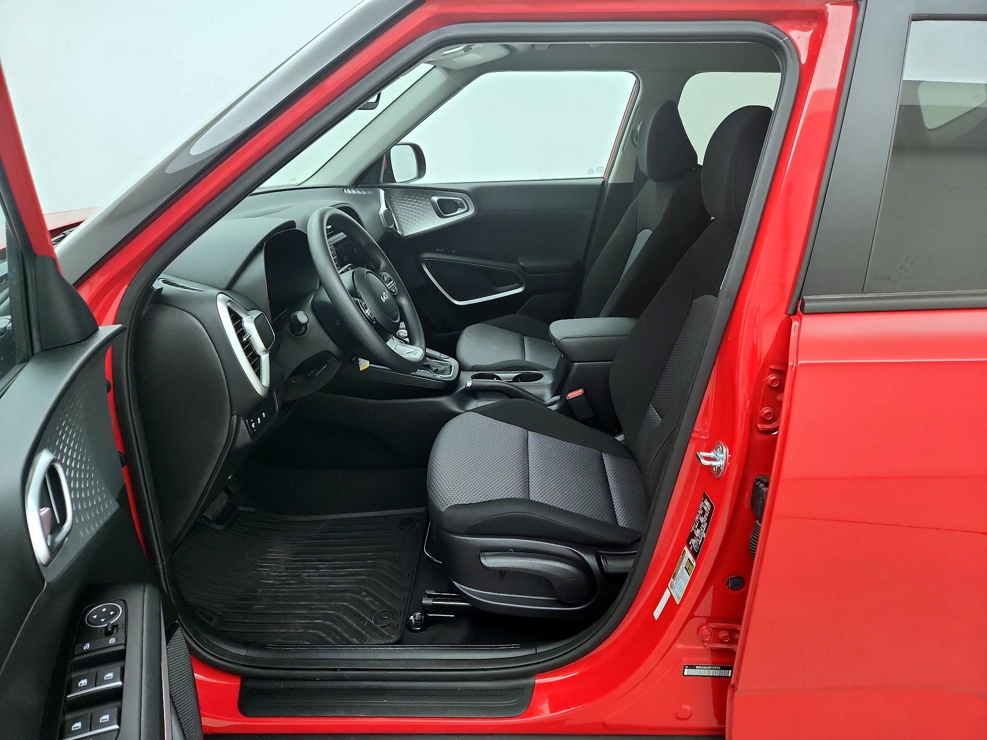 Thumbnail: 2023 Kia Soul - 11