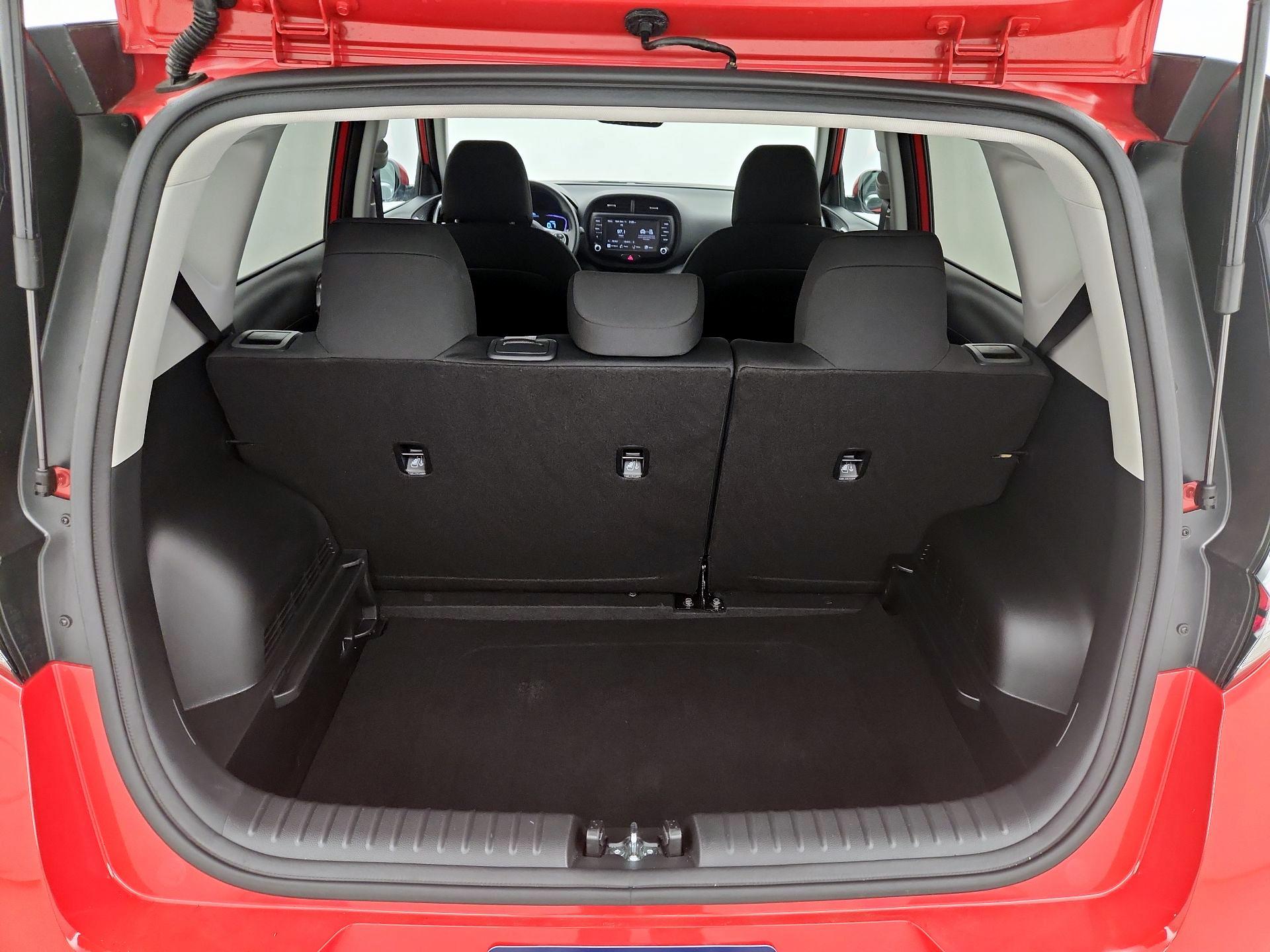 Thumbnail: 2023 Kia Soul - 20