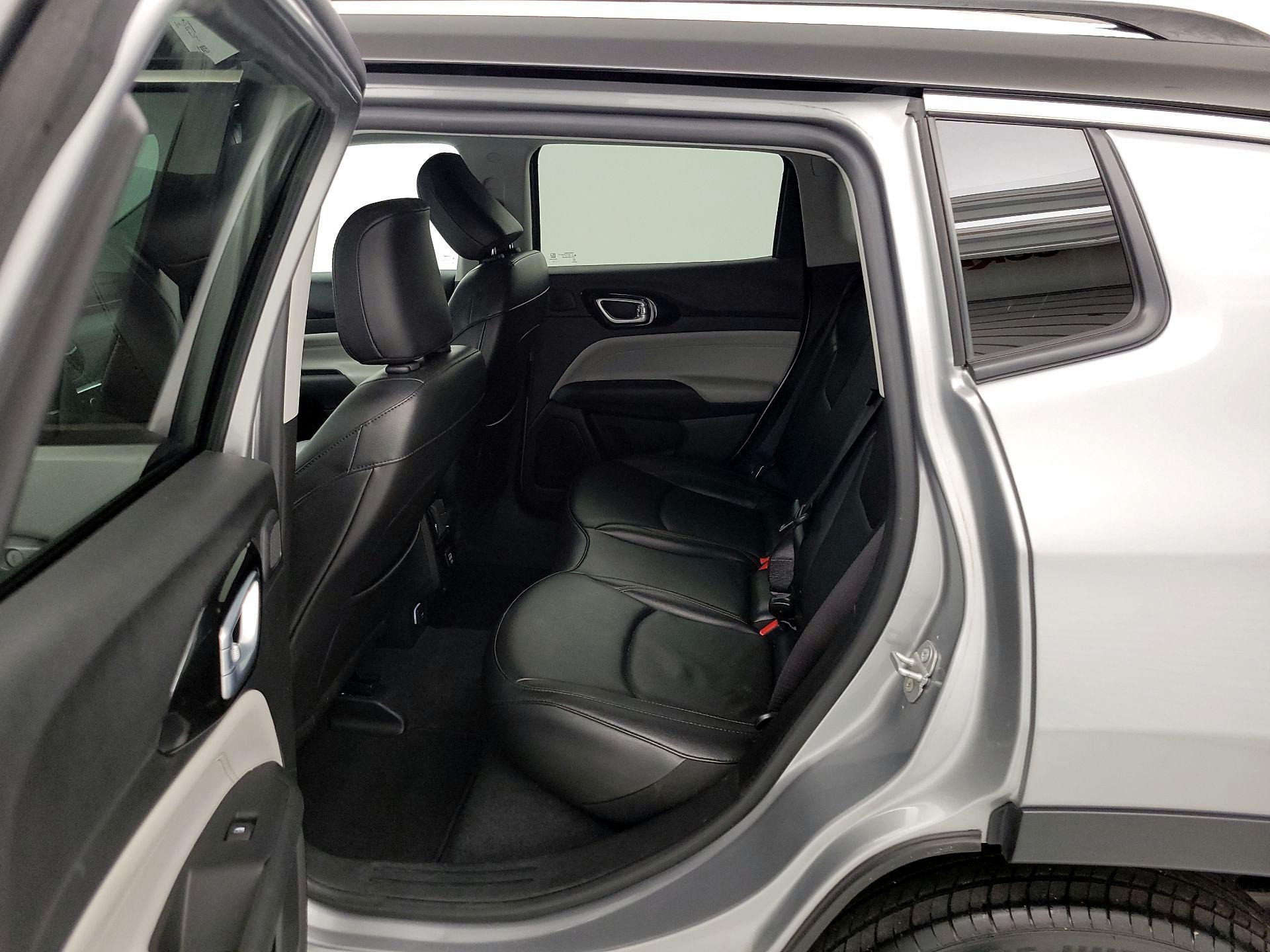 Thumbnail: 2022 Jeep Compass - 19