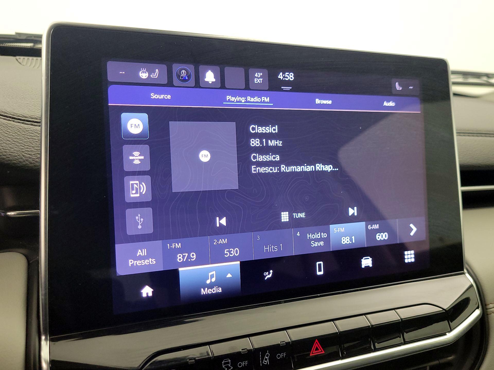 Thumbnail: 2022 Jeep Compass - 15