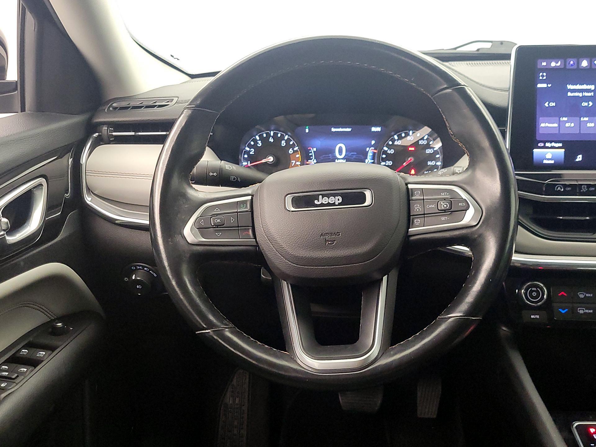 Thumbnail: 2022 Jeep Compass - 10