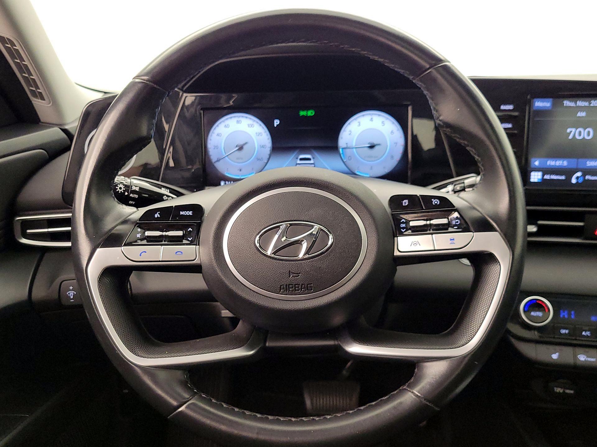 Thumbnail: 2021 Hyundai Elantra - 10