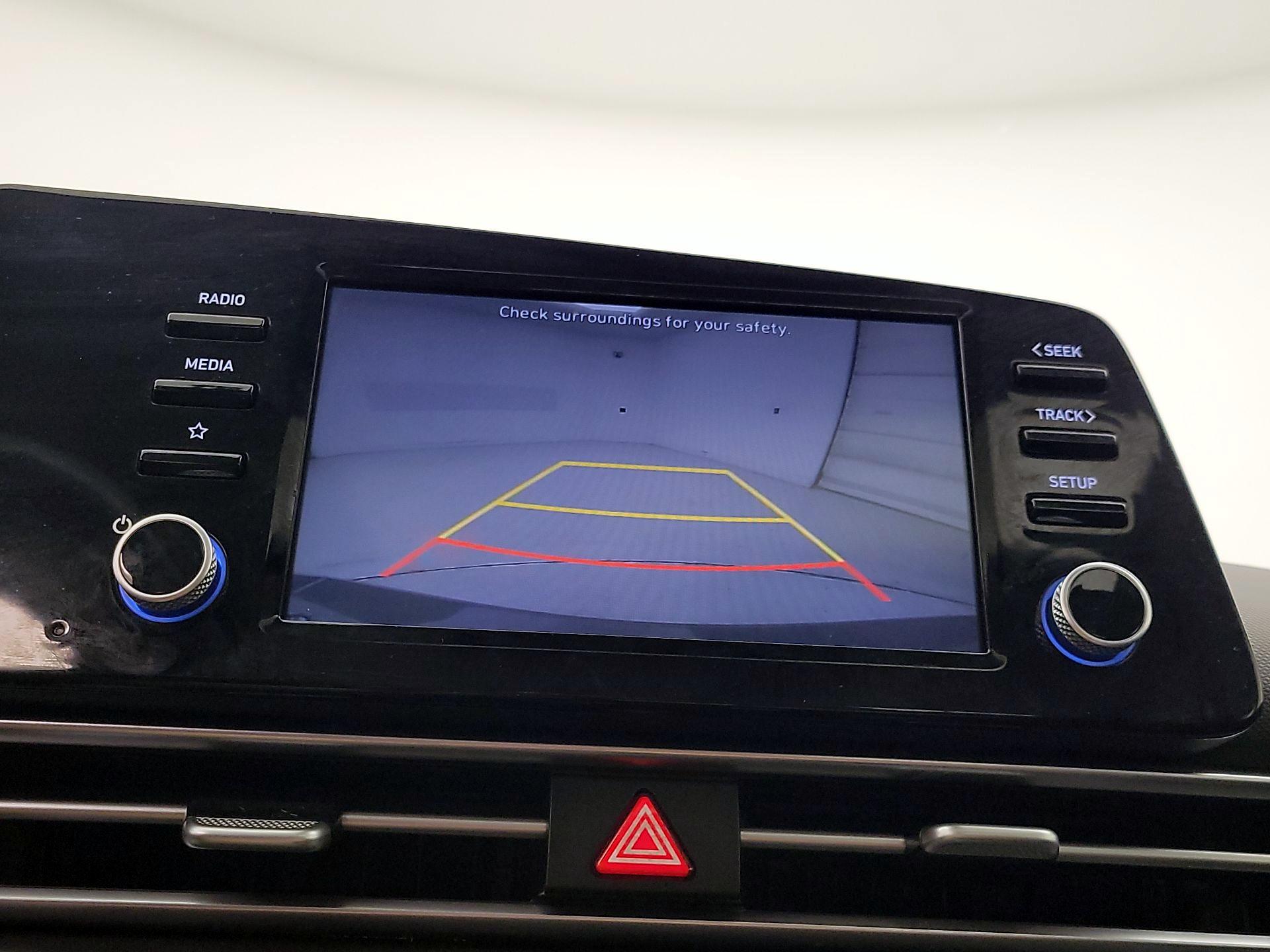 Thumbnail: 2021 Hyundai Elantra - 14