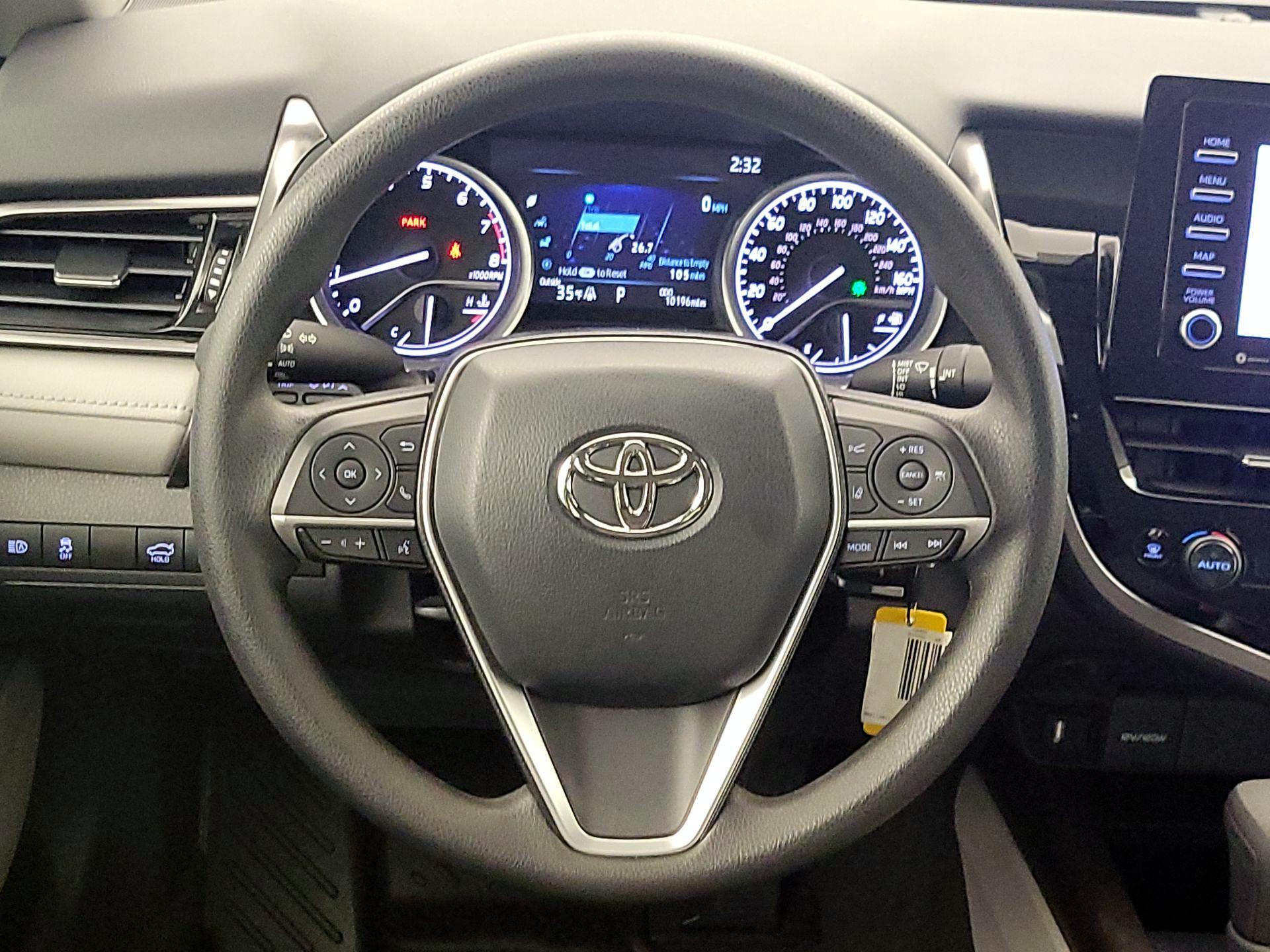 Thumbnail: 2022 Toyota Camry - 10