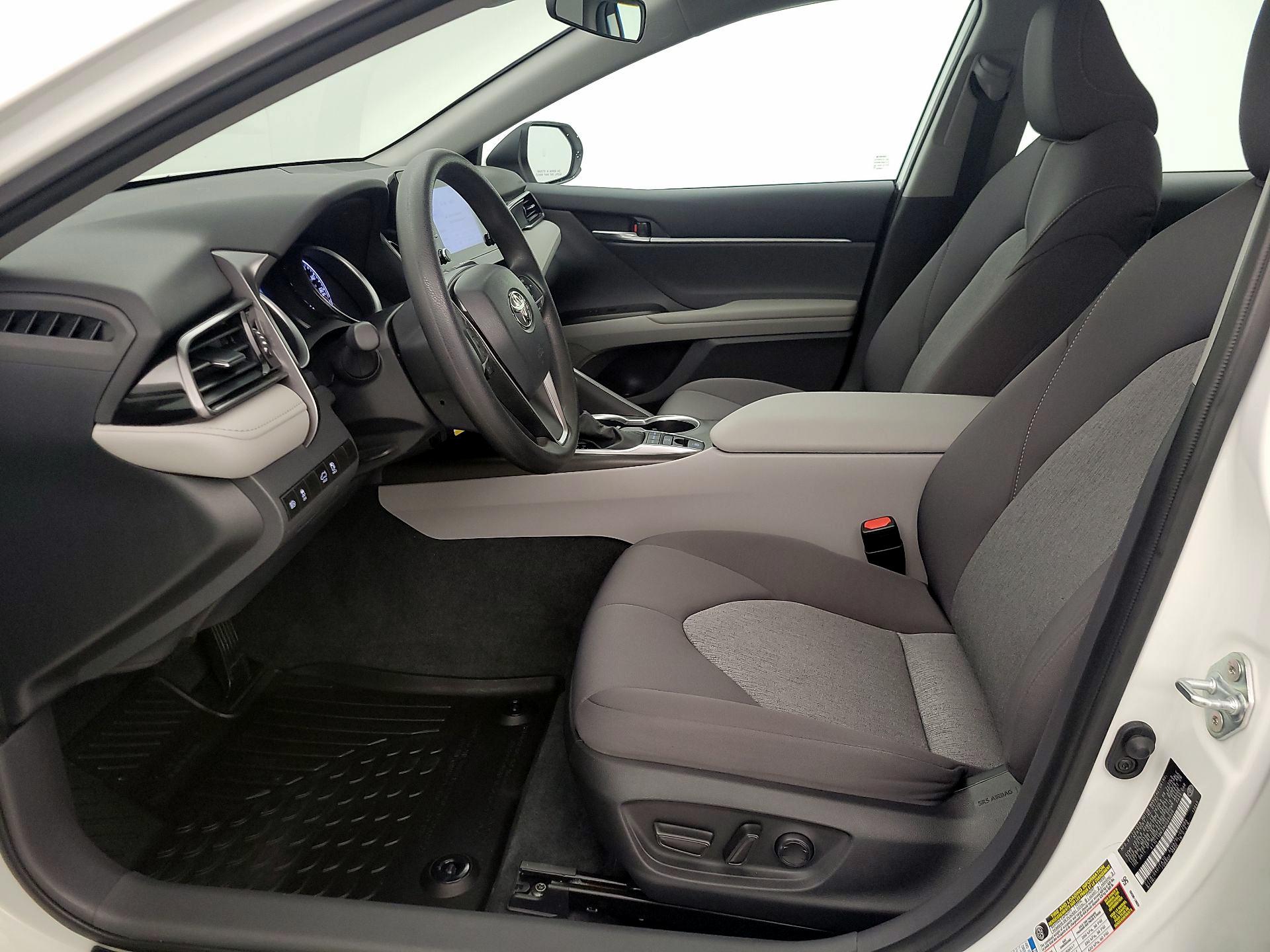 Thumbnail: 2022 Toyota Camry - 11