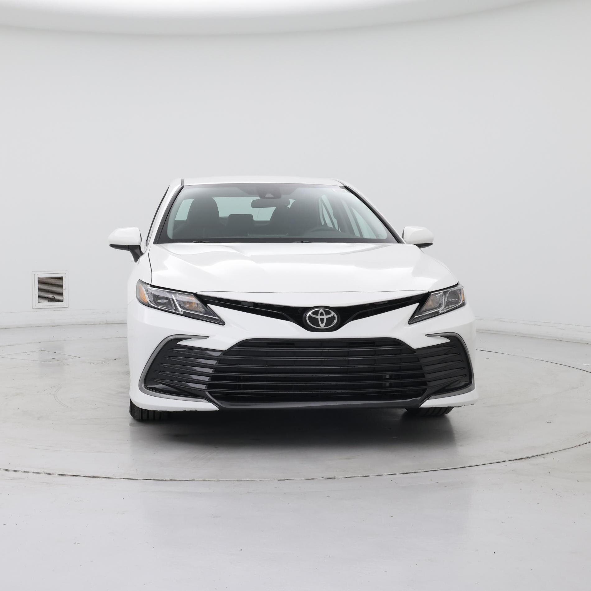 Thumbnail: 2022 Toyota Camry - 5